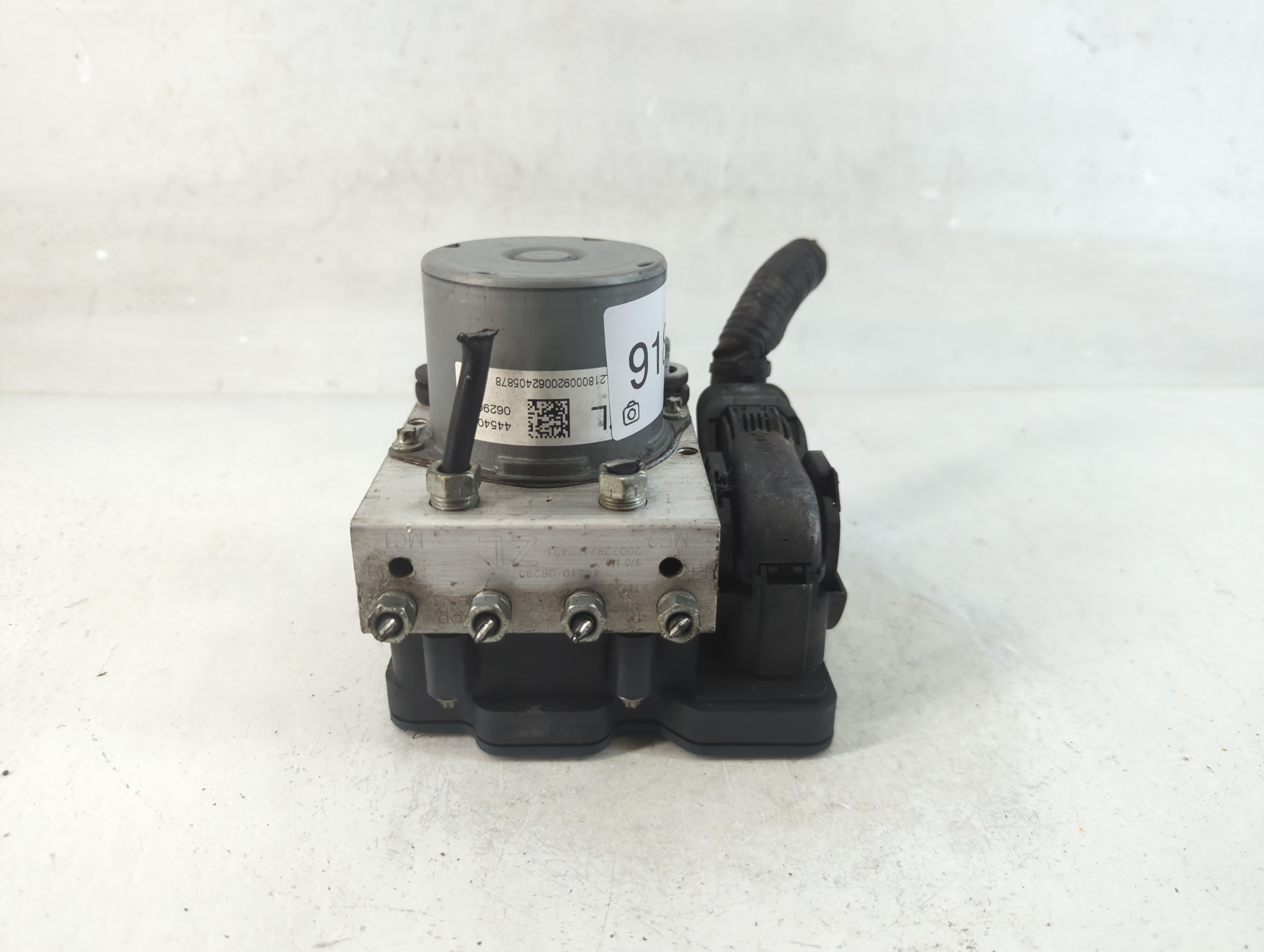 2018-2020 Toyota Camry Abs Pump Control Module 918747 - Oemusedautoparts1.com