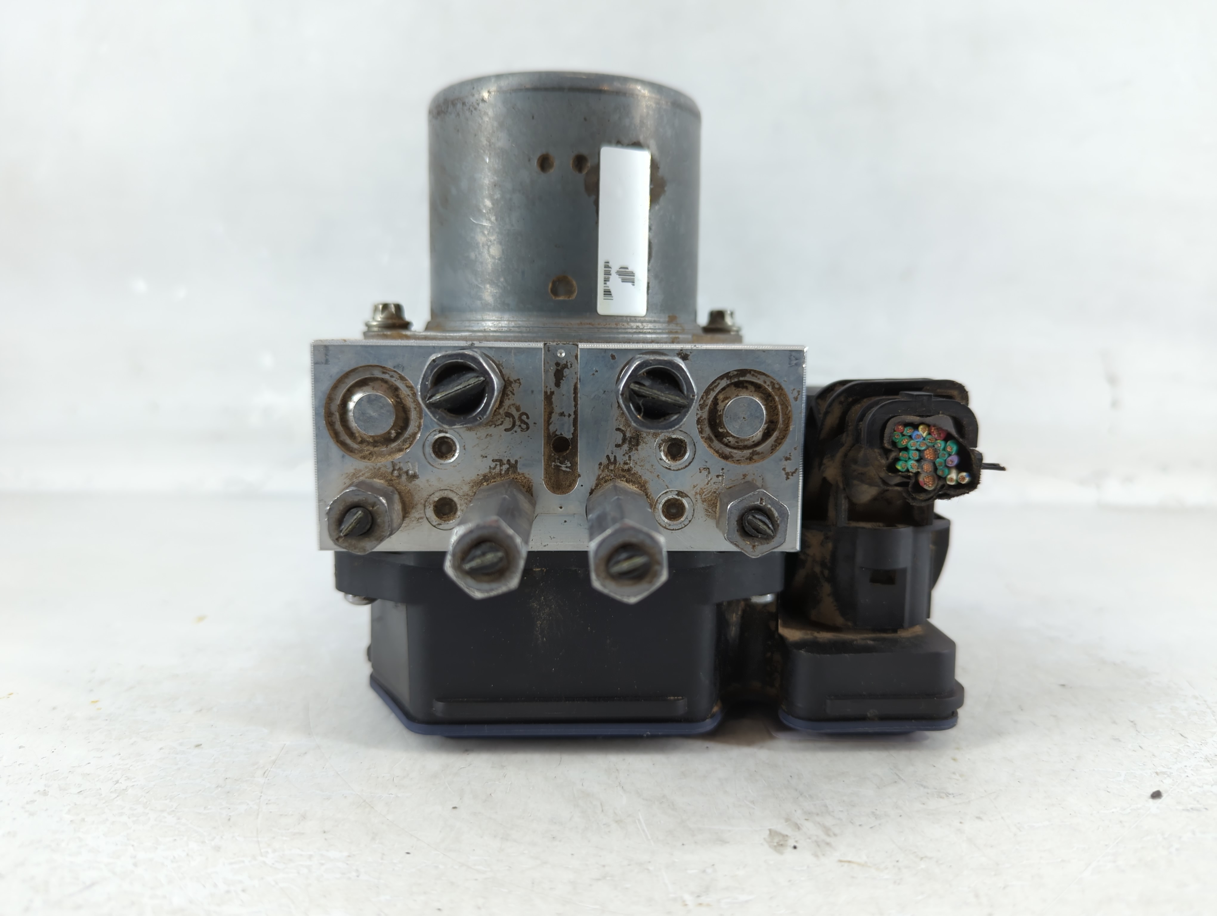 2014-2015 Dodge Durango Abs Pump Control Module 918769 - Oemusedautoparts1.com