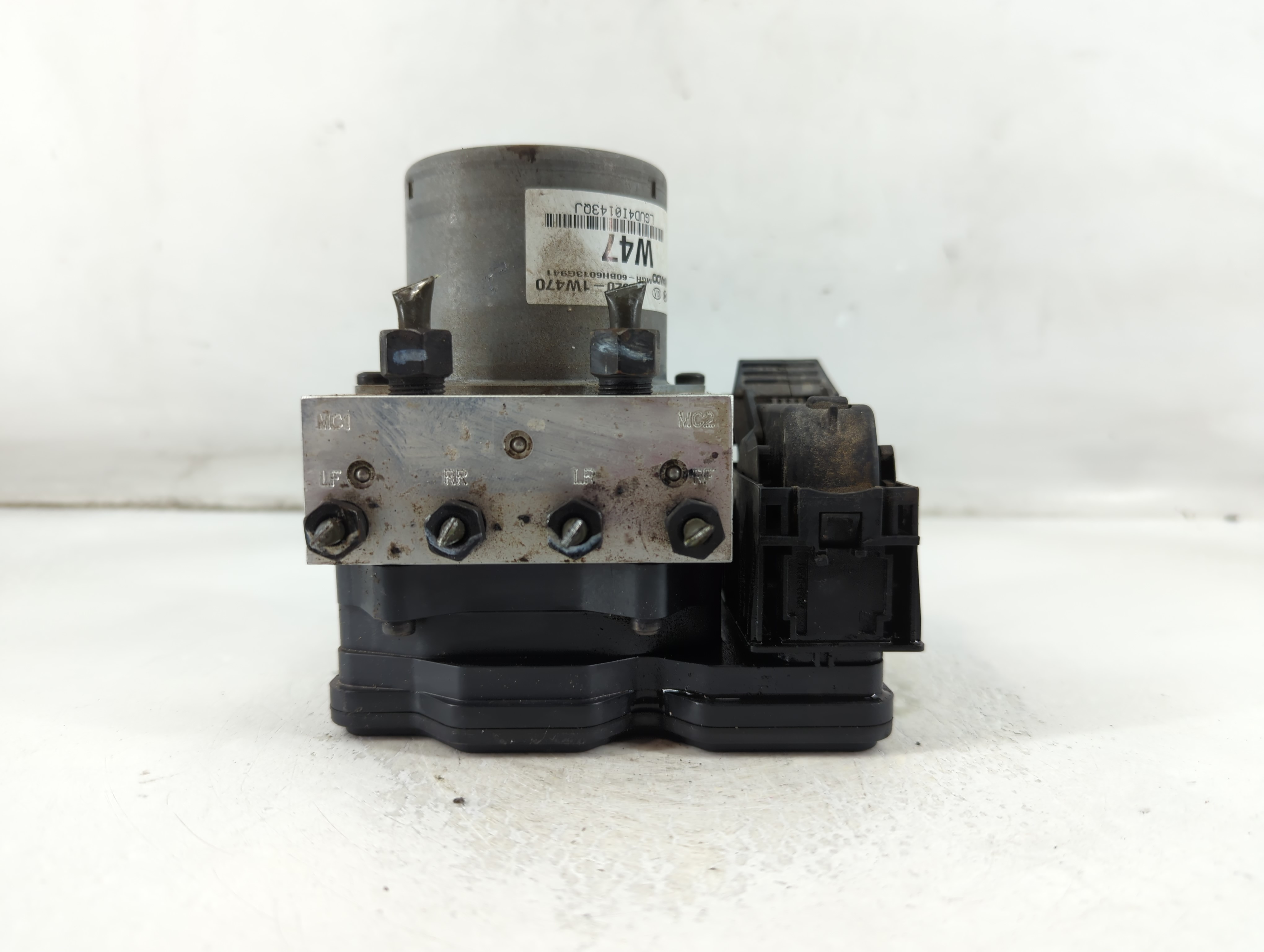 2016-2017 Kia Rio Abs Pump Control Module 918790 - Oemusedautoparts1.com