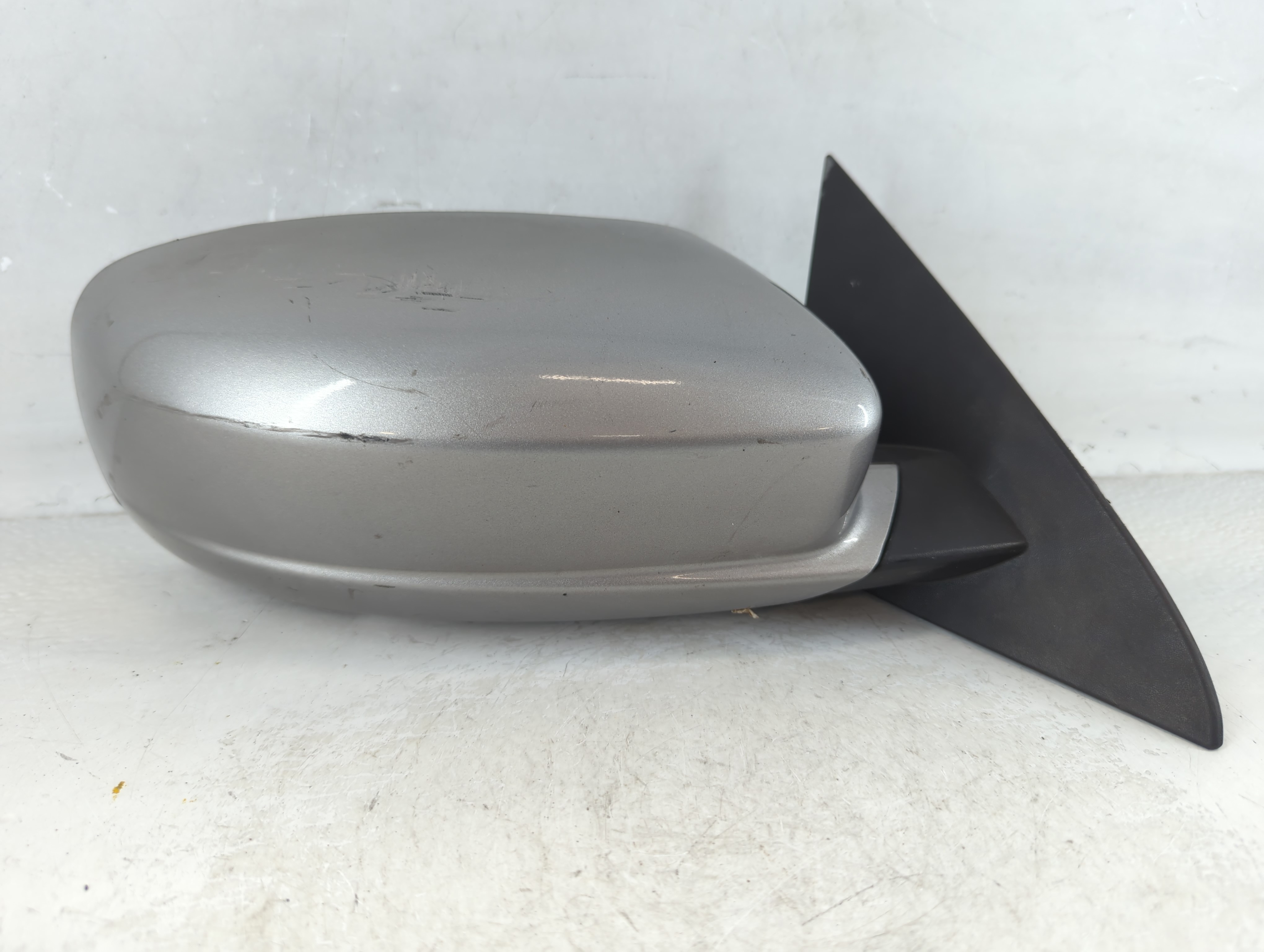 2011-2014 Chrysler 200 Passenger Right Side View Power Door Mirror Silver 918801 - Oemusedautoparts1.com