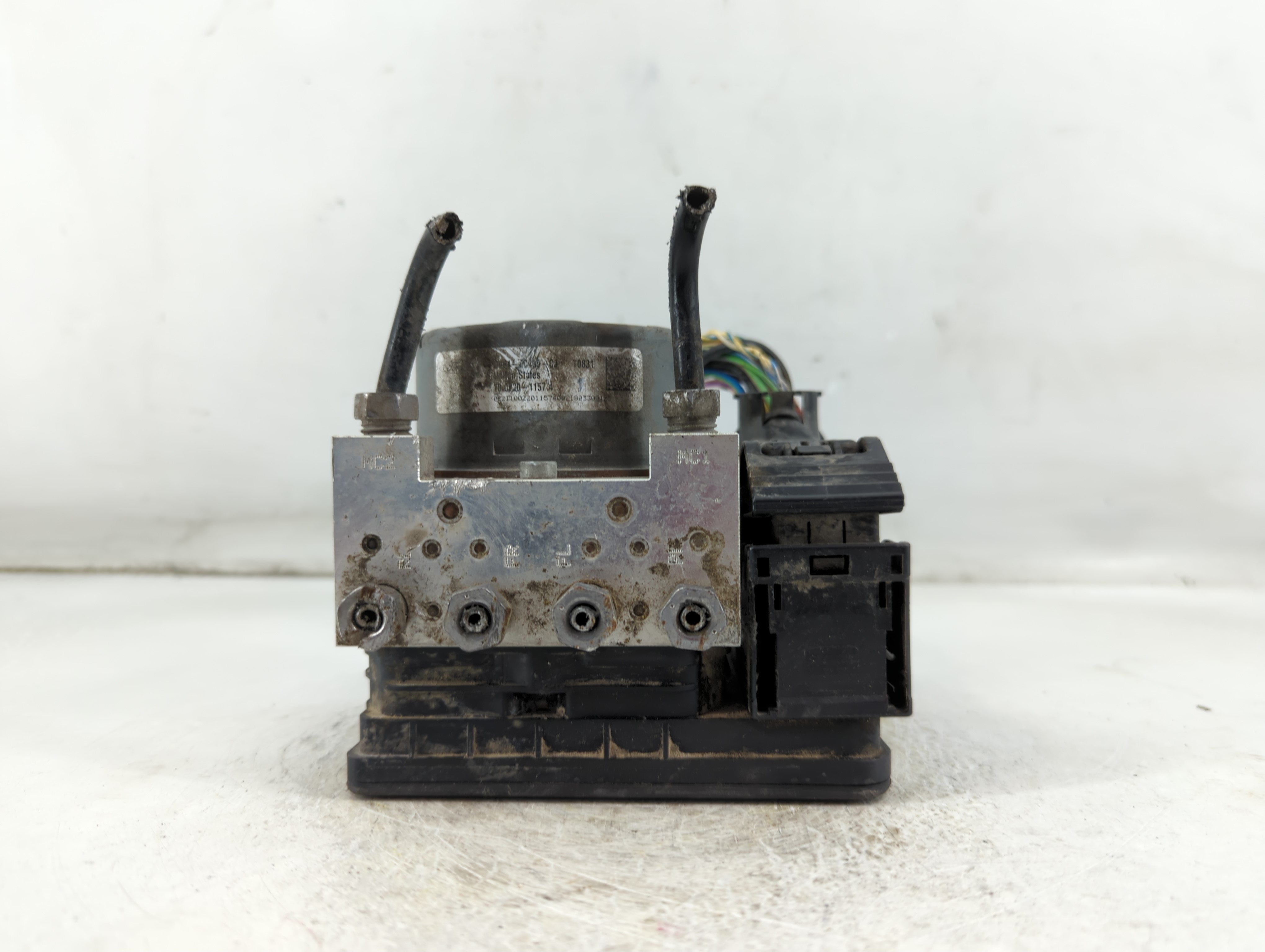 2017-2019 Ford Escape Abs Pump Control Module 918853 - Oemusedautoparts1.com