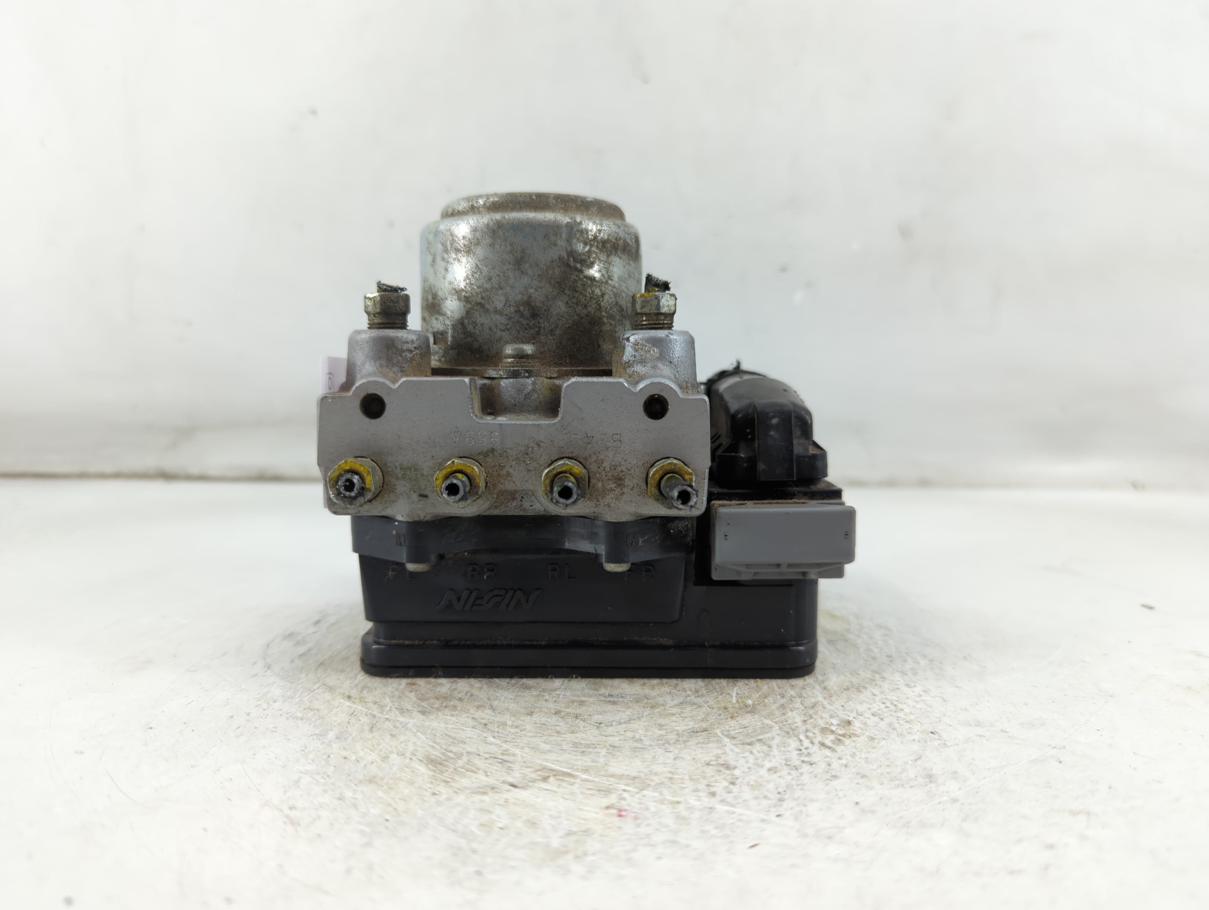 2009-2010 Honda Fit Abs Pump Control Module 918901 - Oemusedautoparts1.com