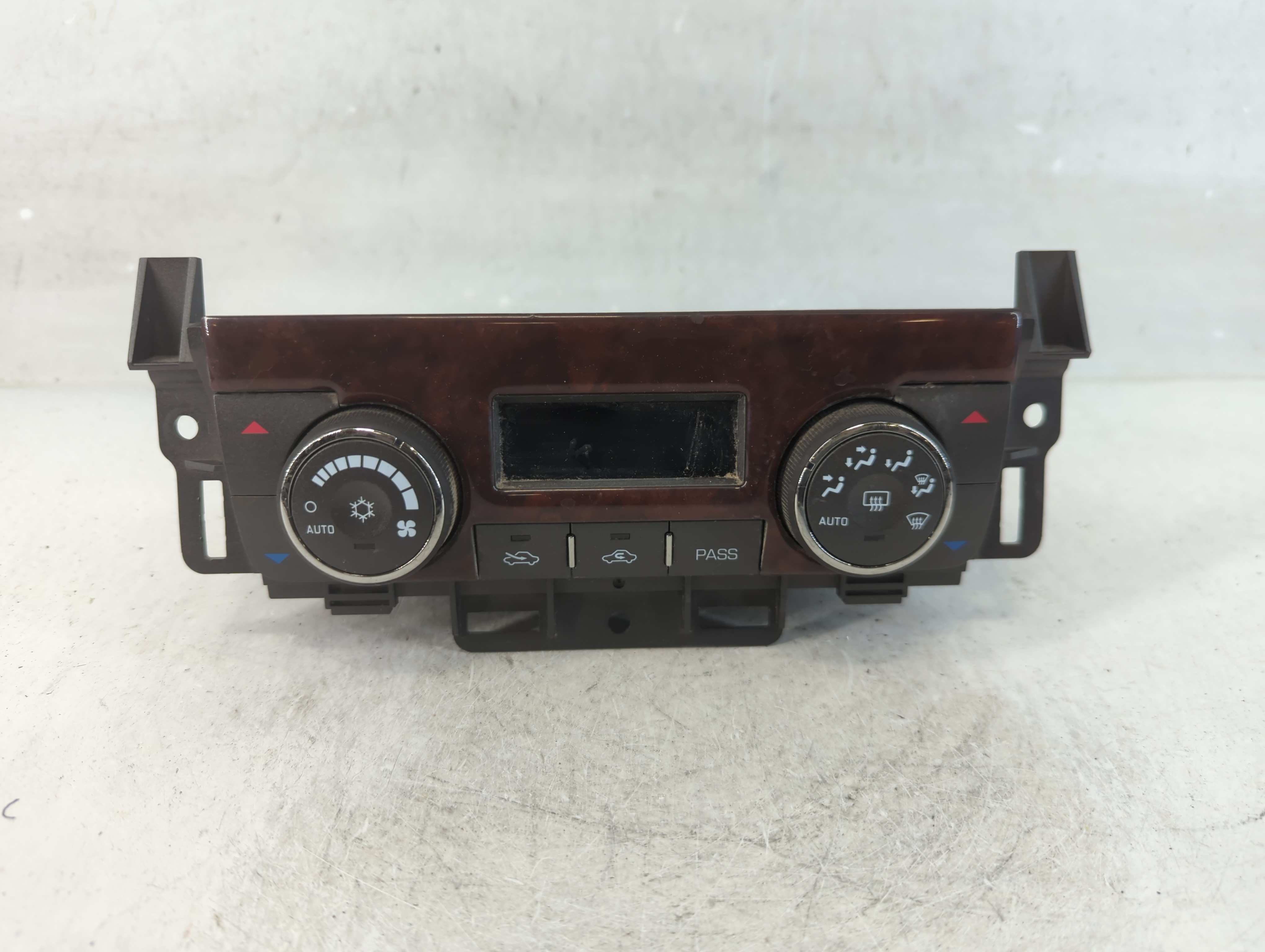 2007-2011 Buick Lucerne Ac Heater Climate Control Mx237000-2112 918928 - Oemusedautoparts1.com