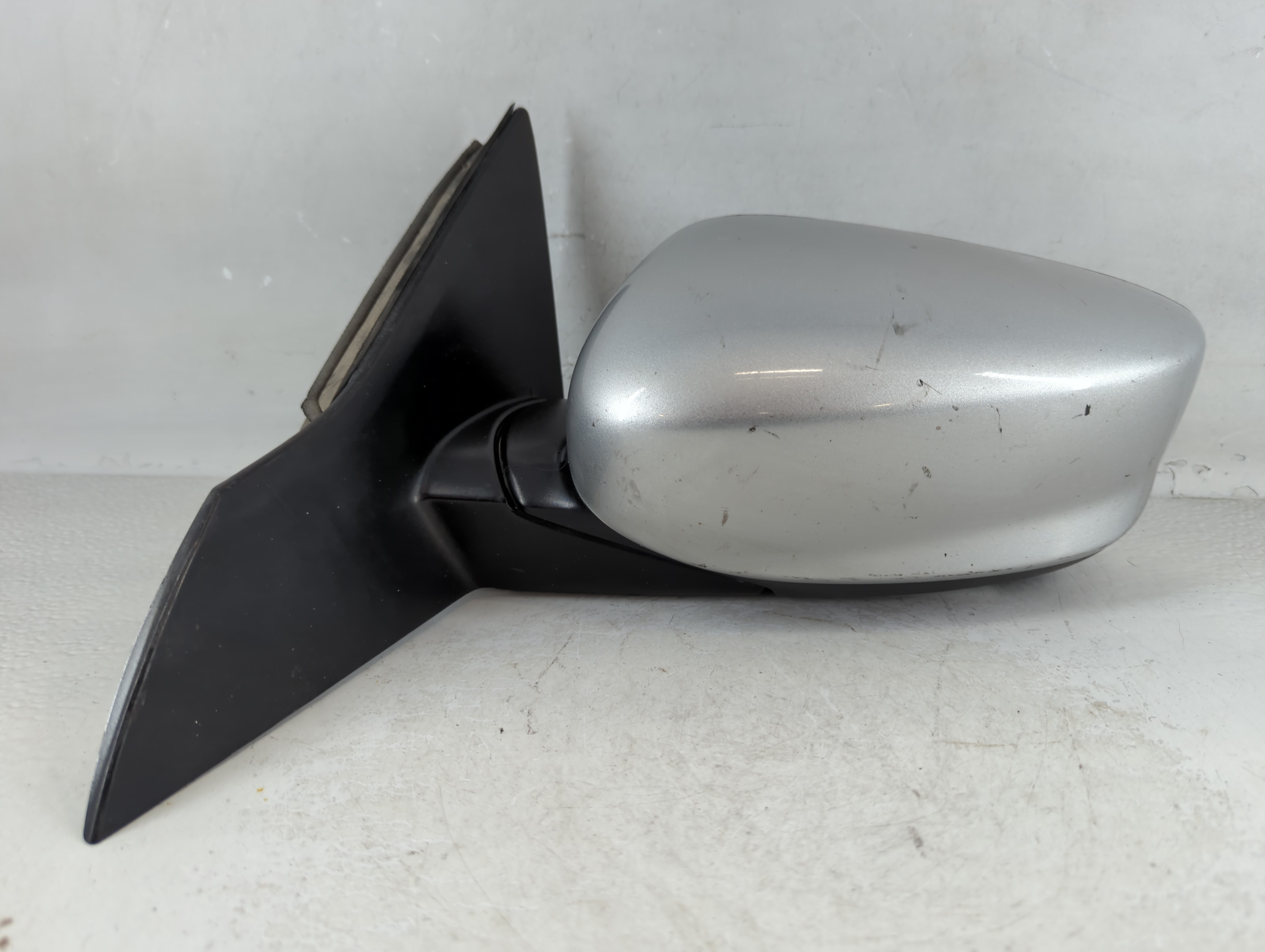 2013-2017 Honda Accord Driver Left Side View Power Door Mirror Silver 918982 - Oemusedautoparts1.com