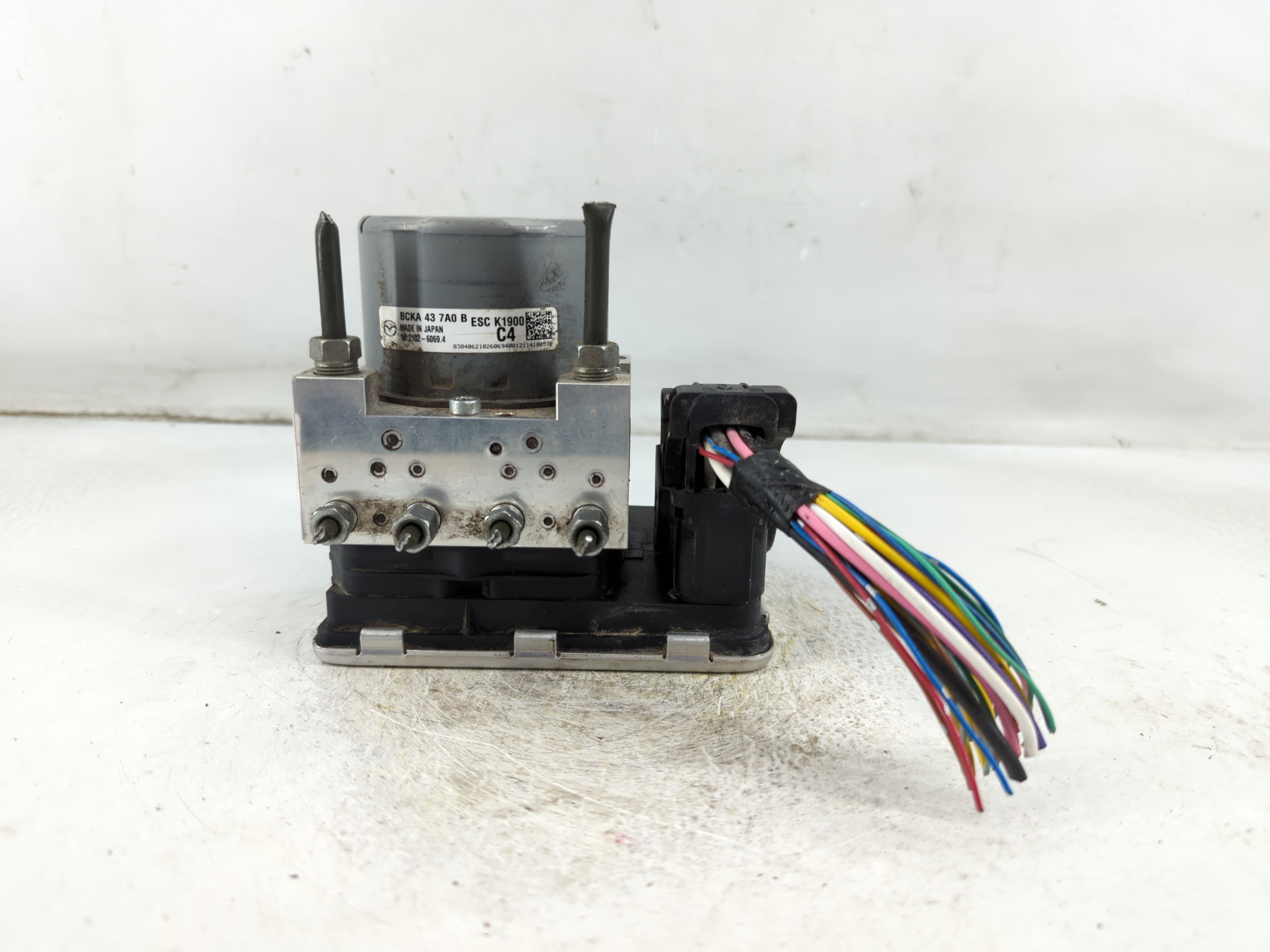 Picture of 2019-2022 Mazda 3 Abs Pump Control Module 918992