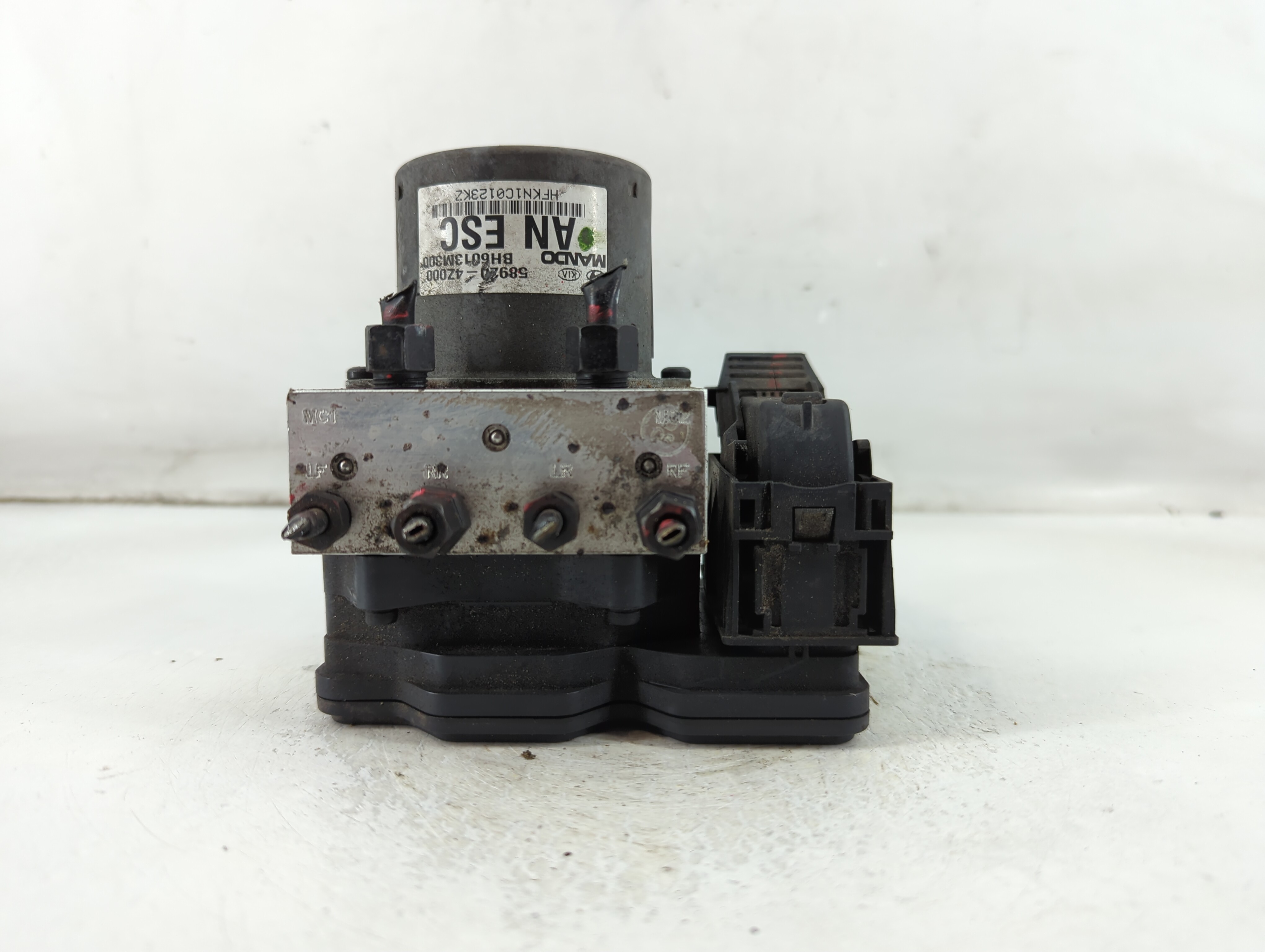 2013-2013 Hyundai Santa Fe Abs Pump Control Module 919006 - Oemusedautoparts1.com
