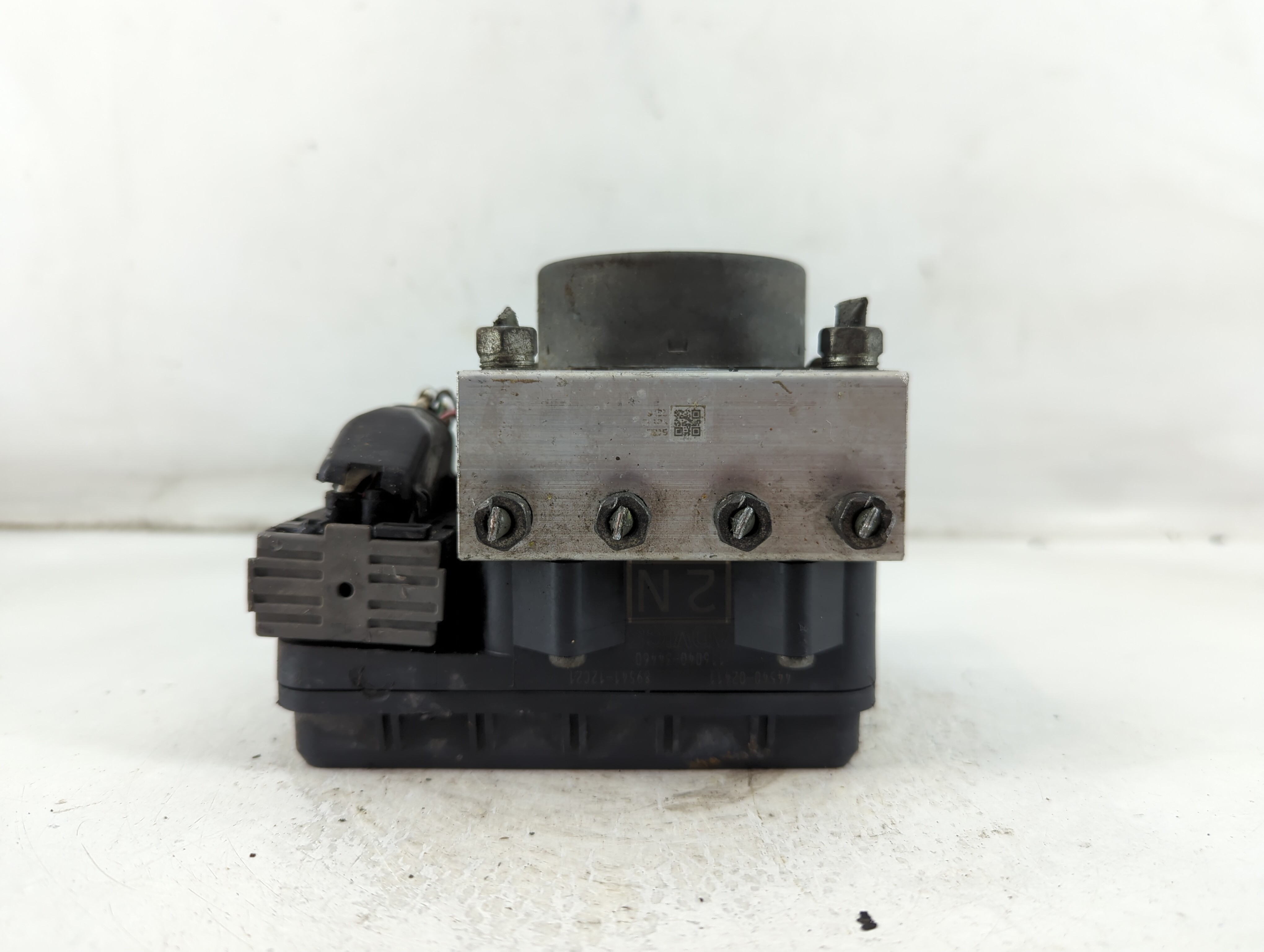 2015-2015 Toyota Corolla Abs Pump Control Module 919009 - Oemusedautoparts1.com