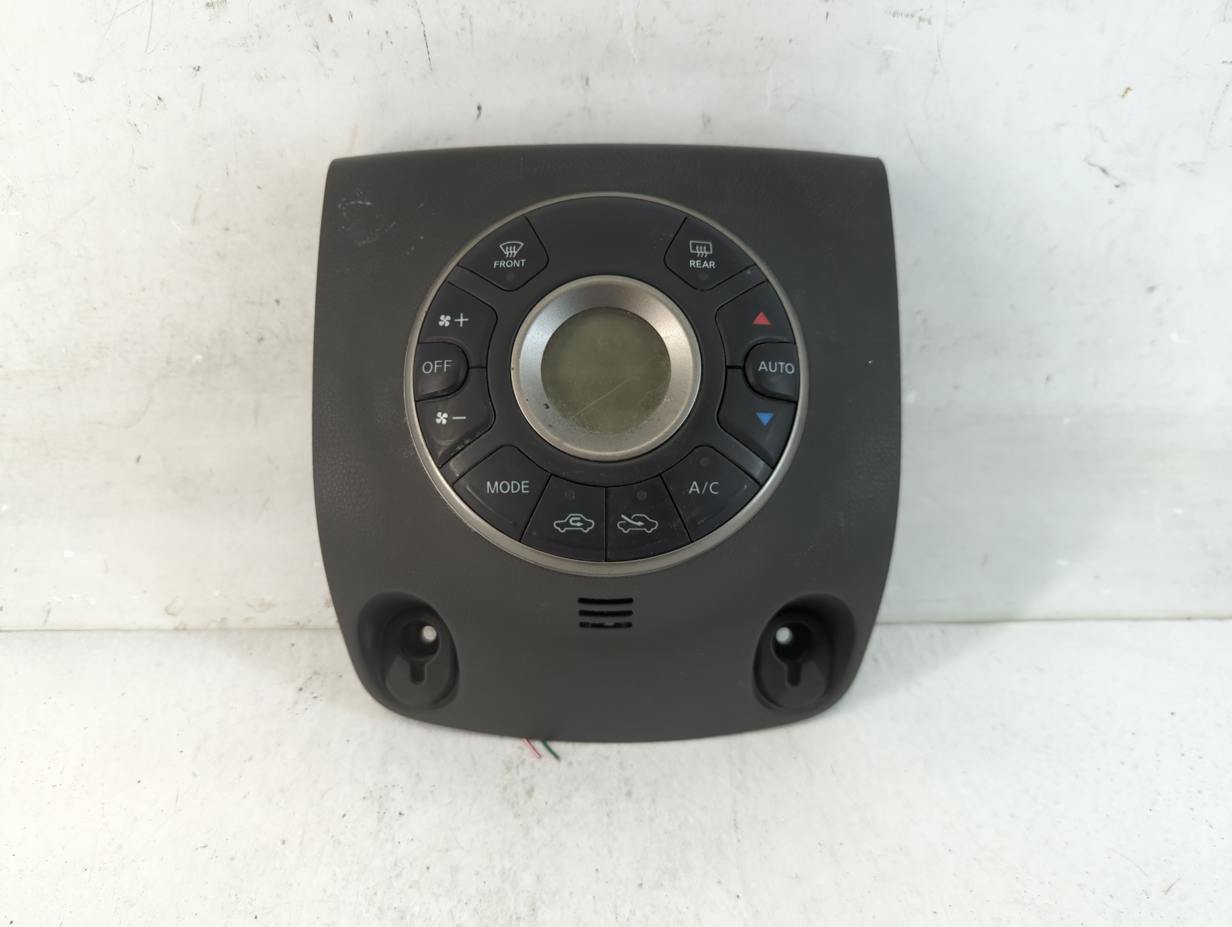 2010-2014 Nissan Cube Ac Heater Climate Control 27500 1fc0d 919019 - Oemusedautoparts1.com