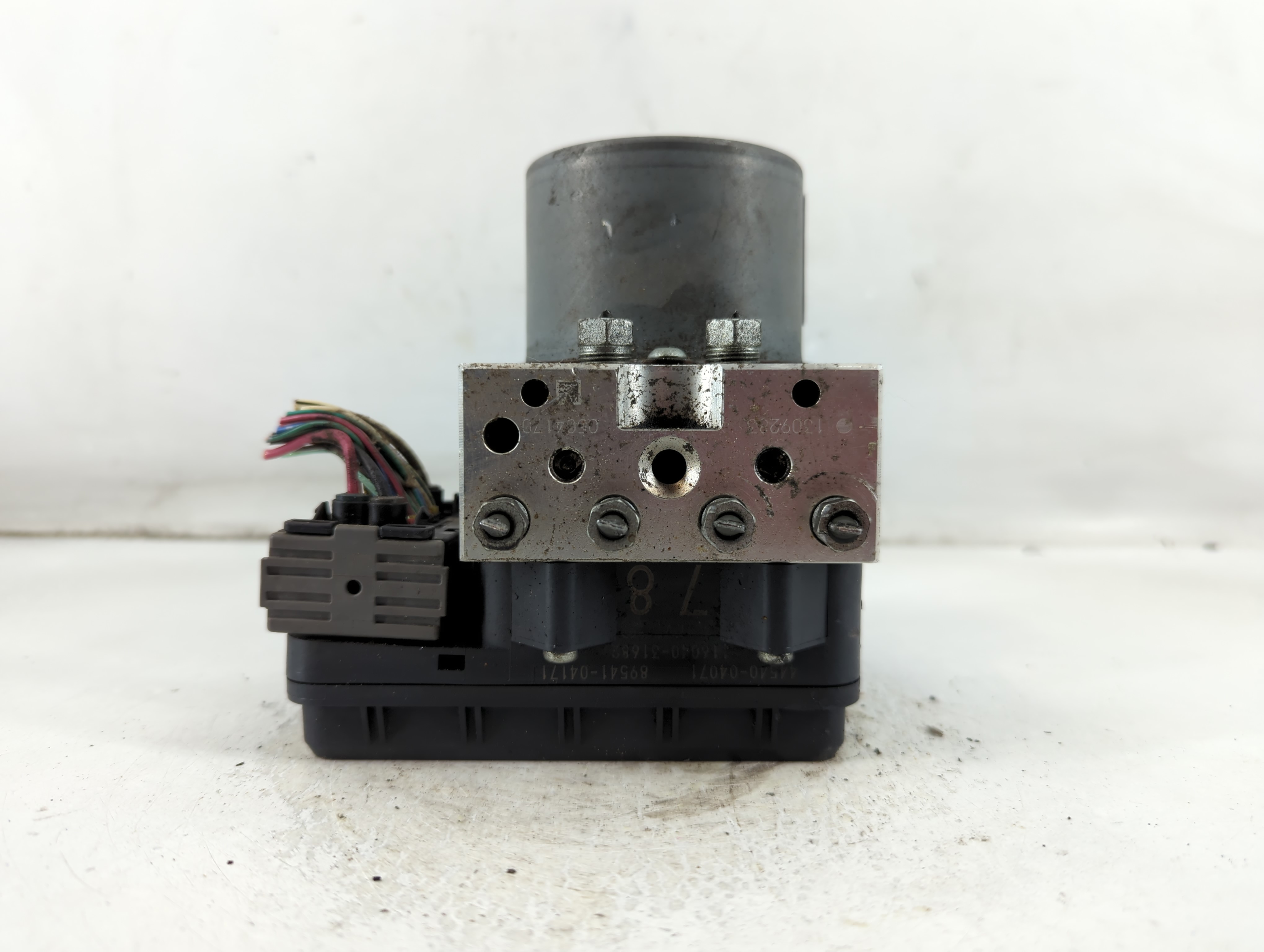 Picture of 2012-2015 Toyota Tacoma Abs Pump Control Module 919034