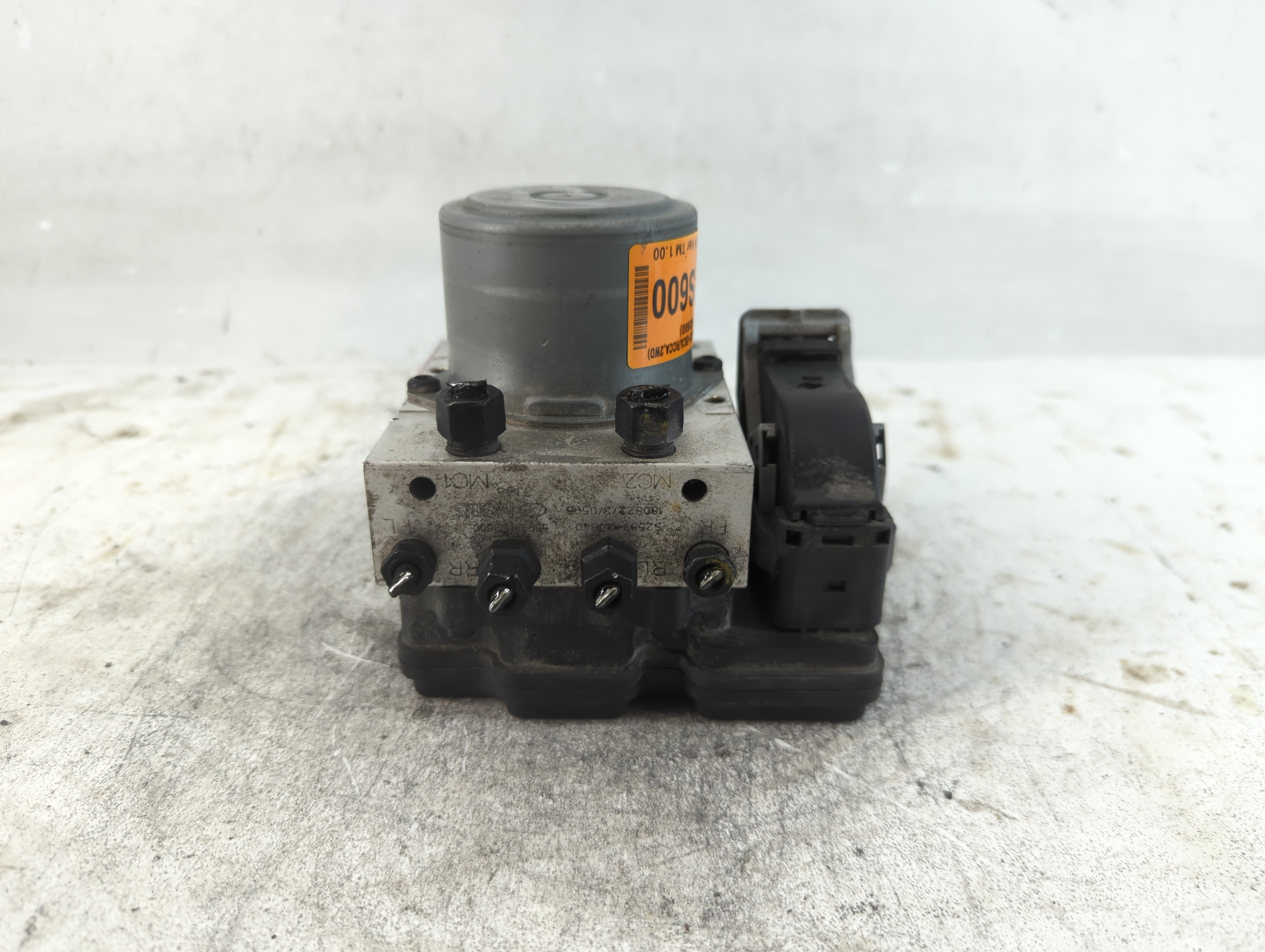 2017-2018 Hyundai Santa Fe Abs Pump Control Module 920179 - Oemusedautoparts1.com