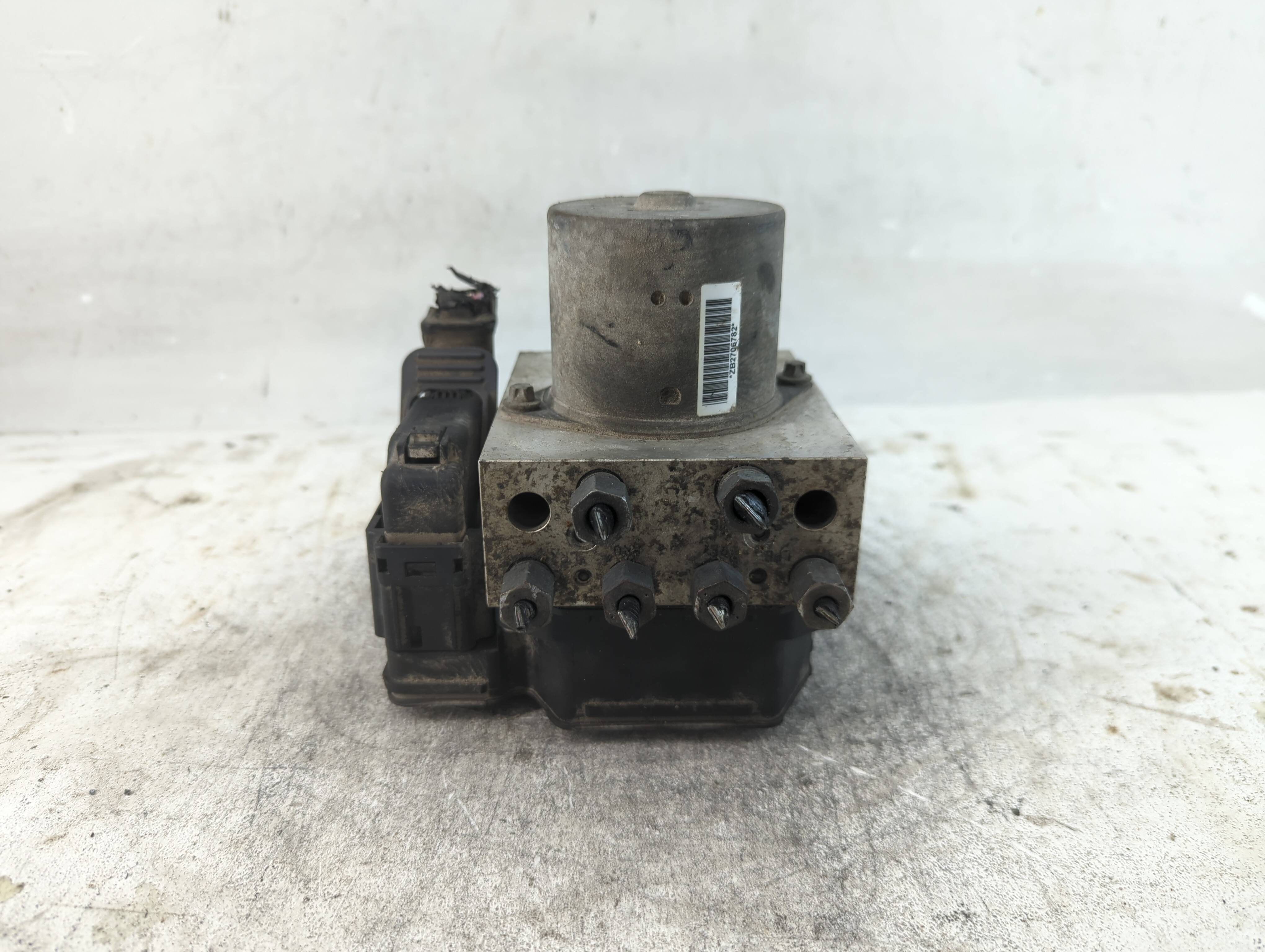 2014-2016 Ford F-250 Super Duty Abs Pump Control Module 920183 - Oemusedautoparts1.com
