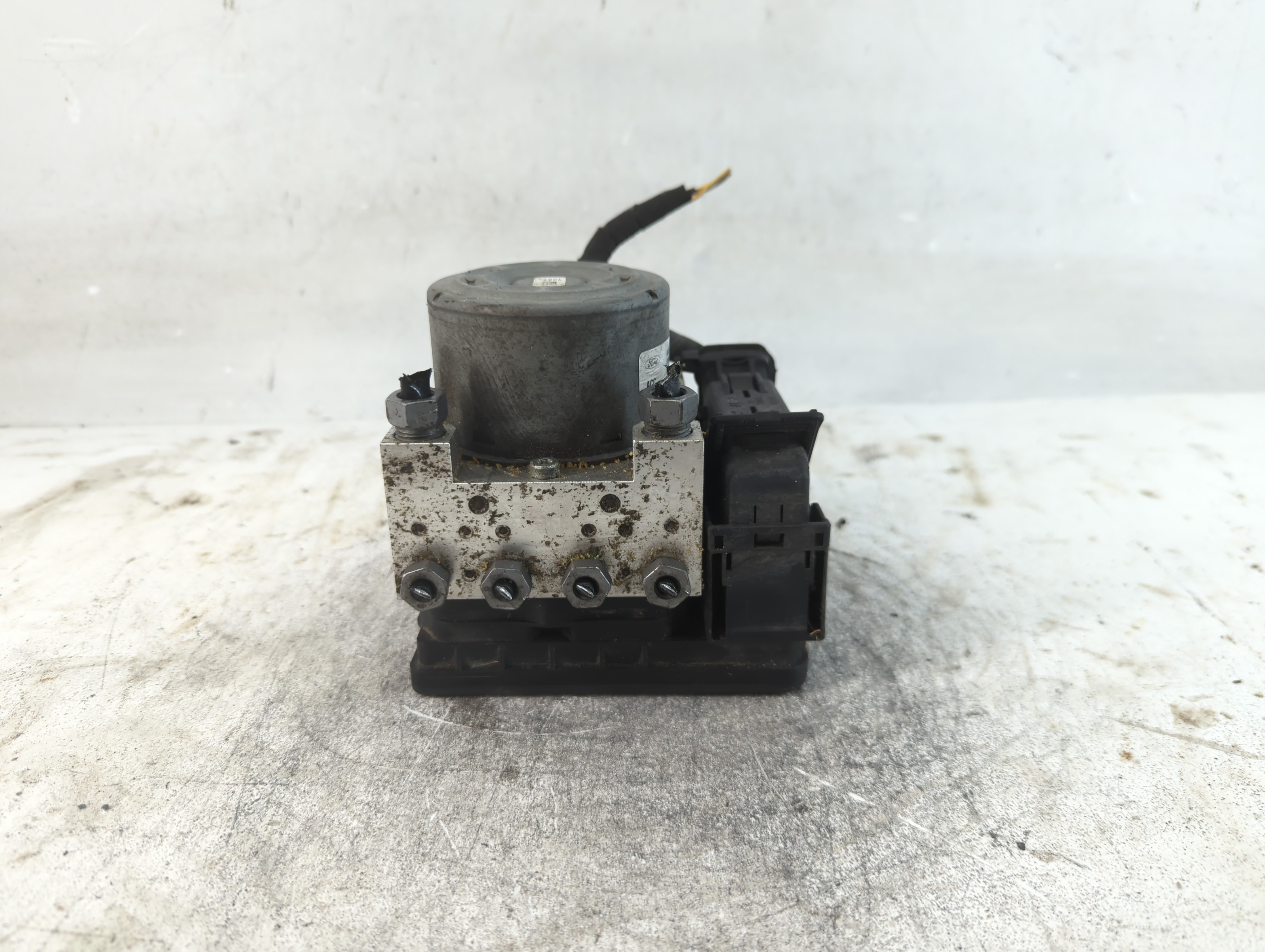 2017 Ford Explorer Abs Pump Control Module 920185 - Oemusedautoparts1.com