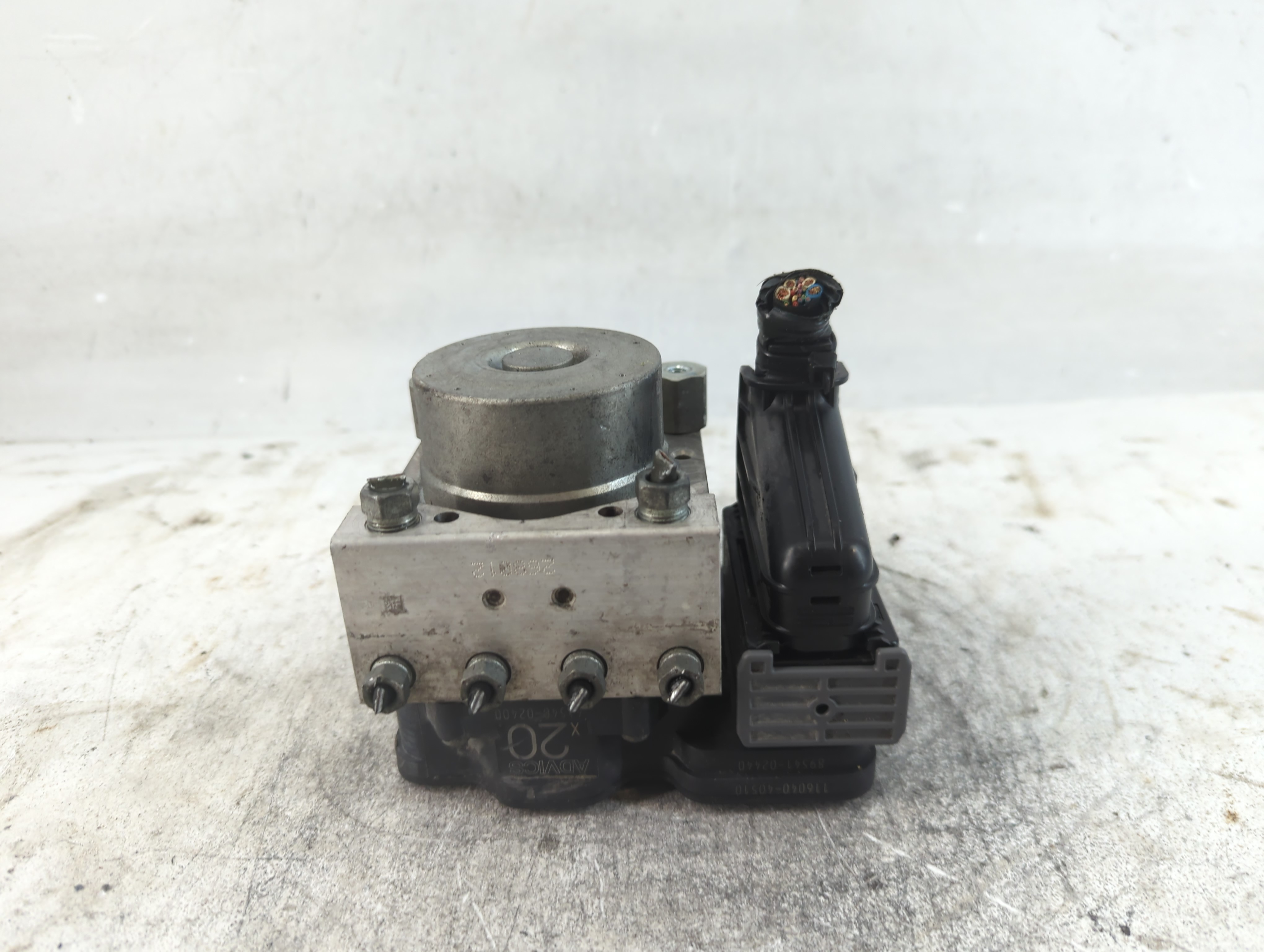 2016-2016 Toyota Corolla Abs Pump Control Module 920186 - Oemusedautoparts1.com
