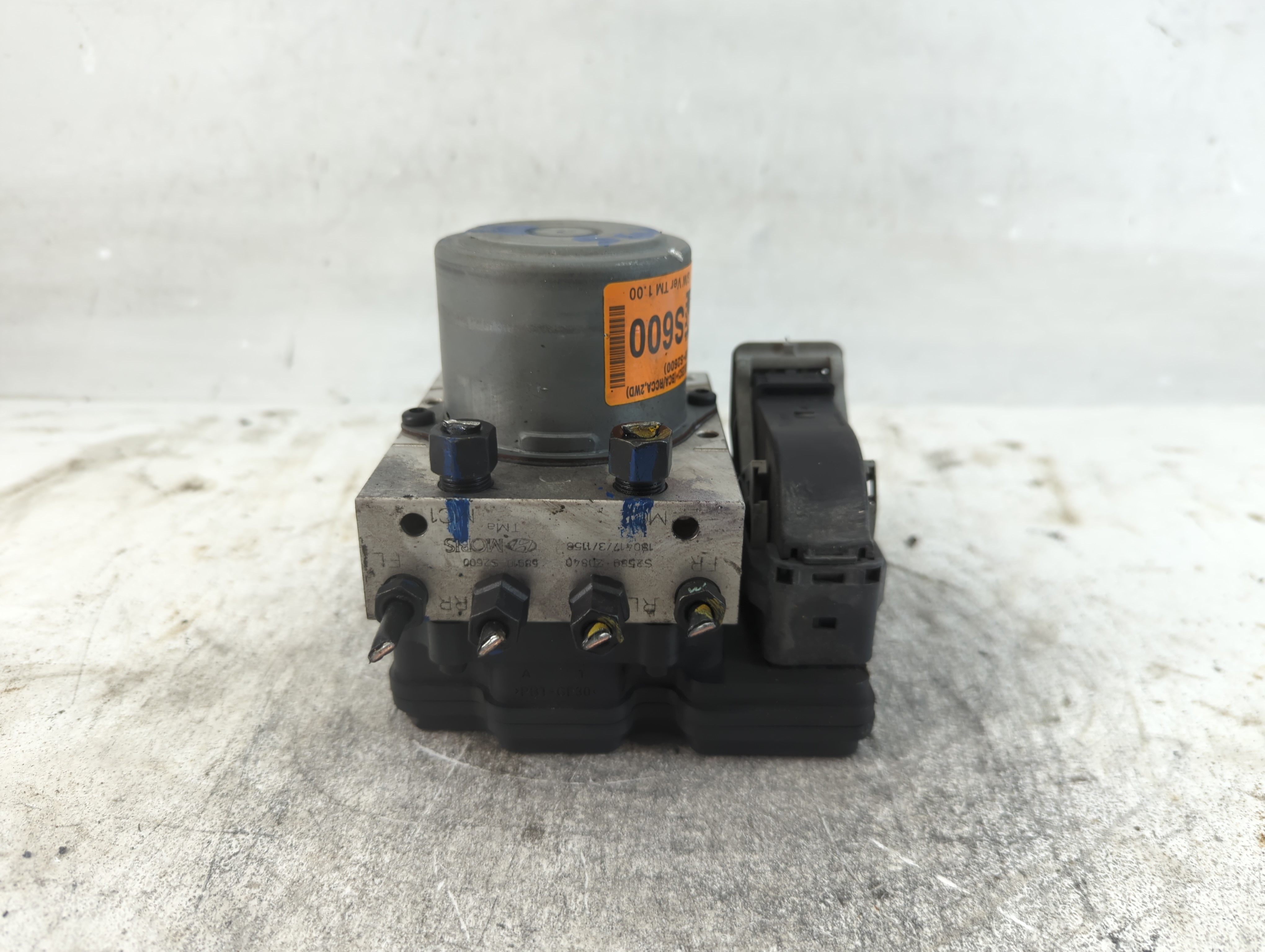 2019-2020 Hyundai Santa Fe Abs Pump Control Module 920187 - Oemusedautoparts1.com
