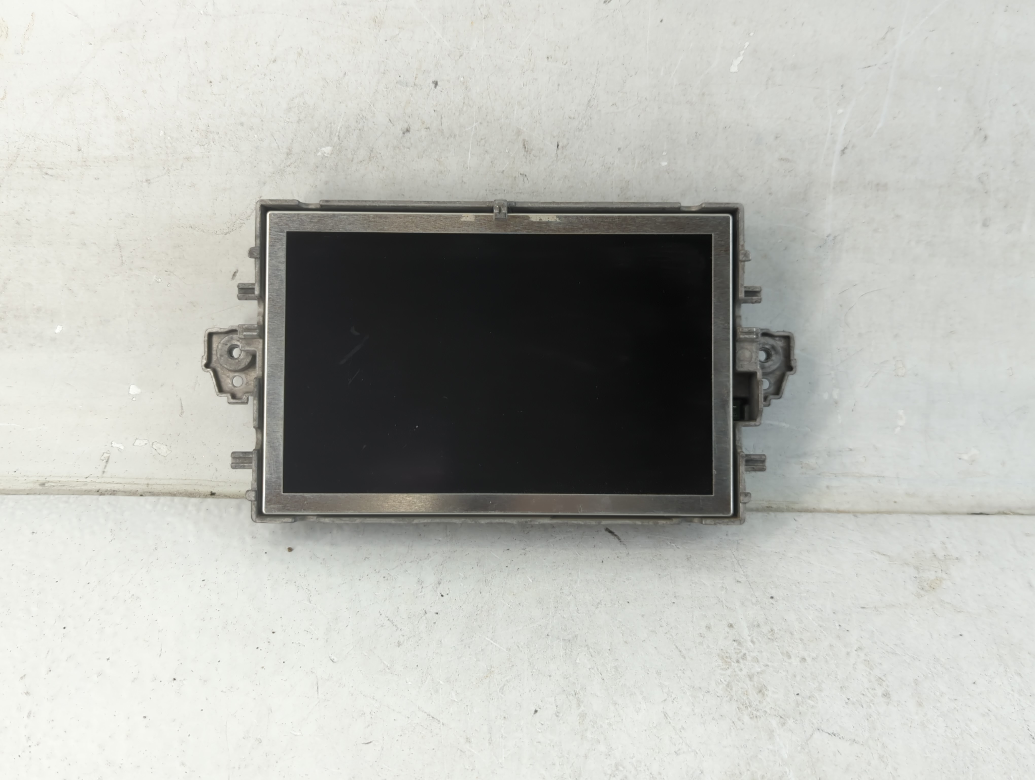 Picture of 2014-2015 Mercedes-benz E350 Information Display Screen 920227