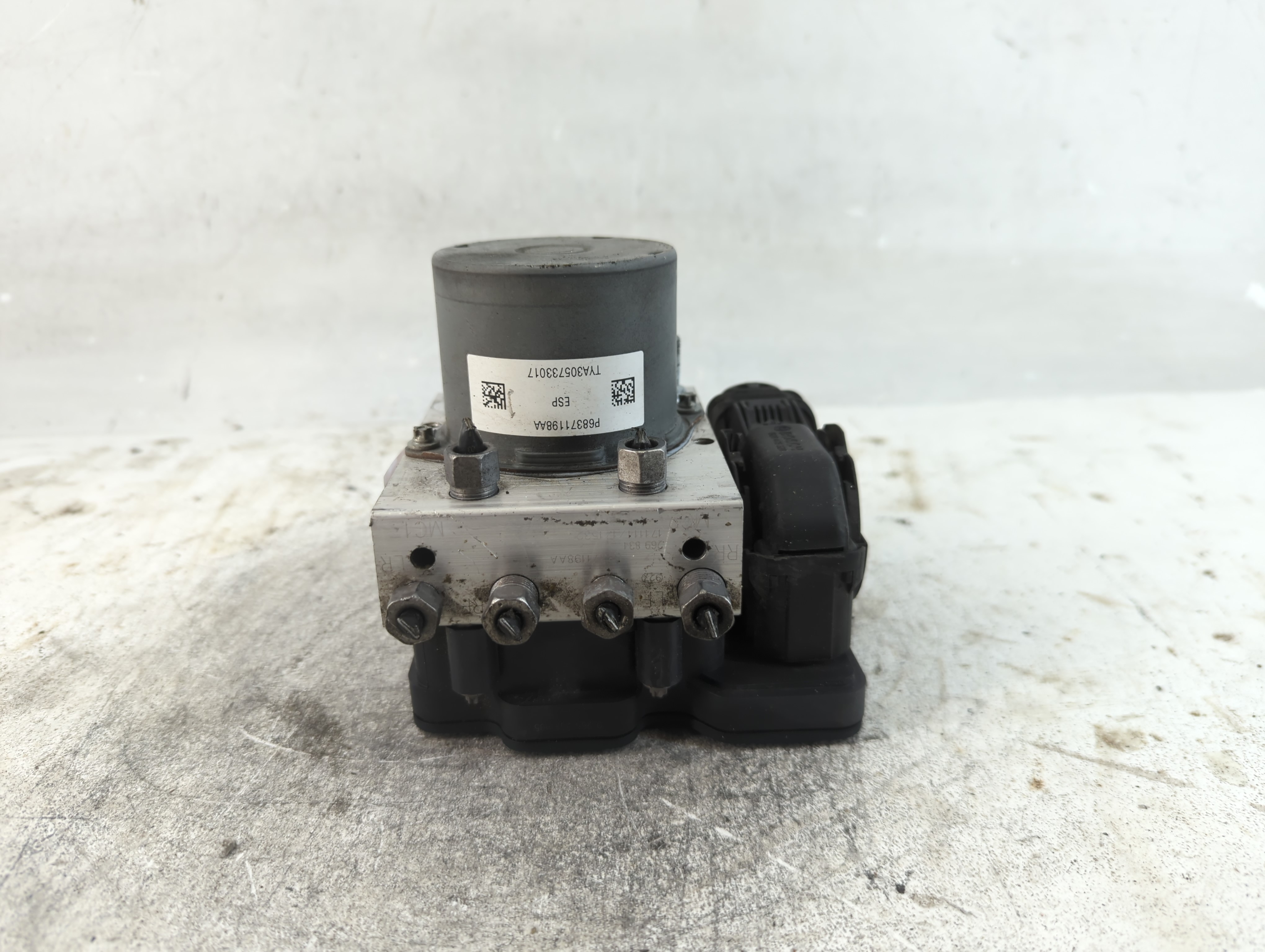 2018-2018 Jeep Cherokee Abs Pump Control Module 920244 - Oemusedautoparts1.com
