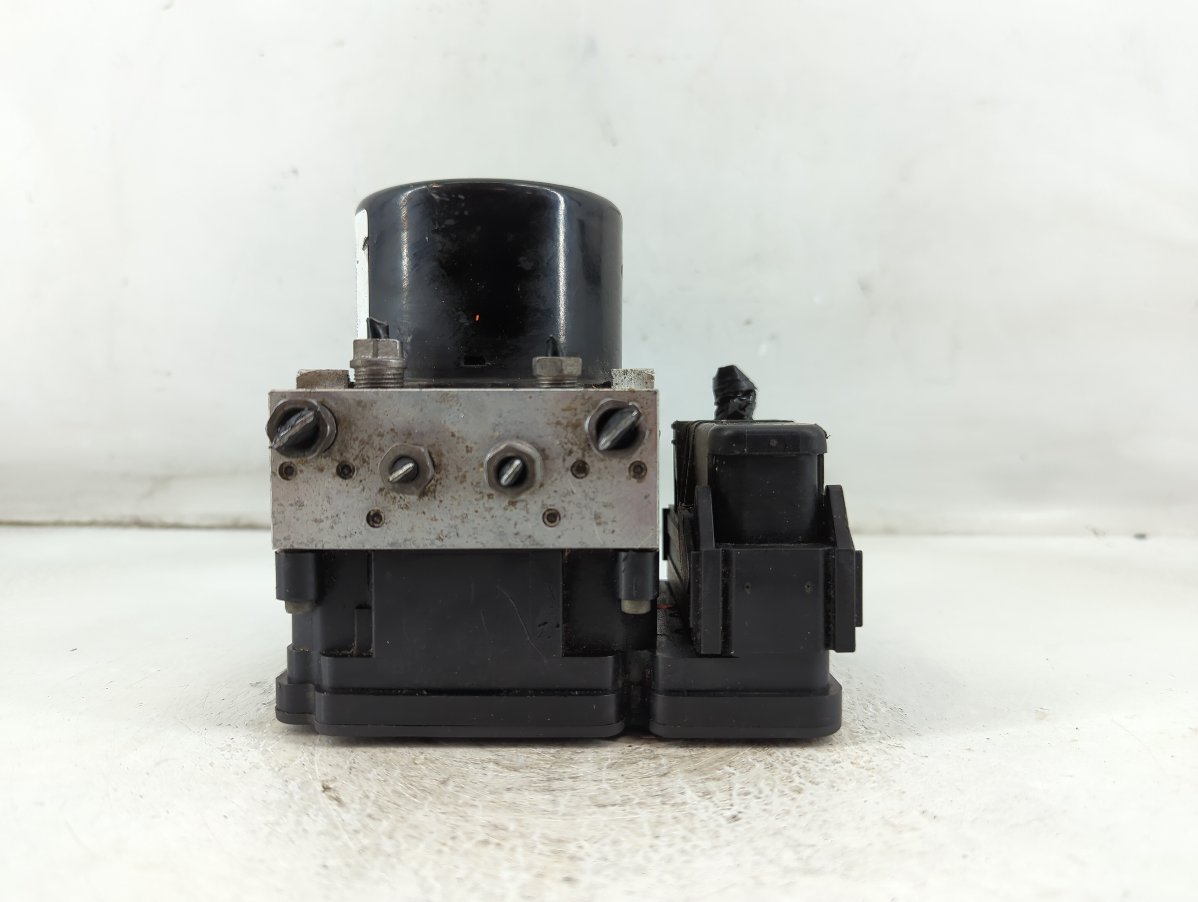 2013-2015 Ford Escape Abs Pump Control Module 920260 - Oemusedautoparts1.com