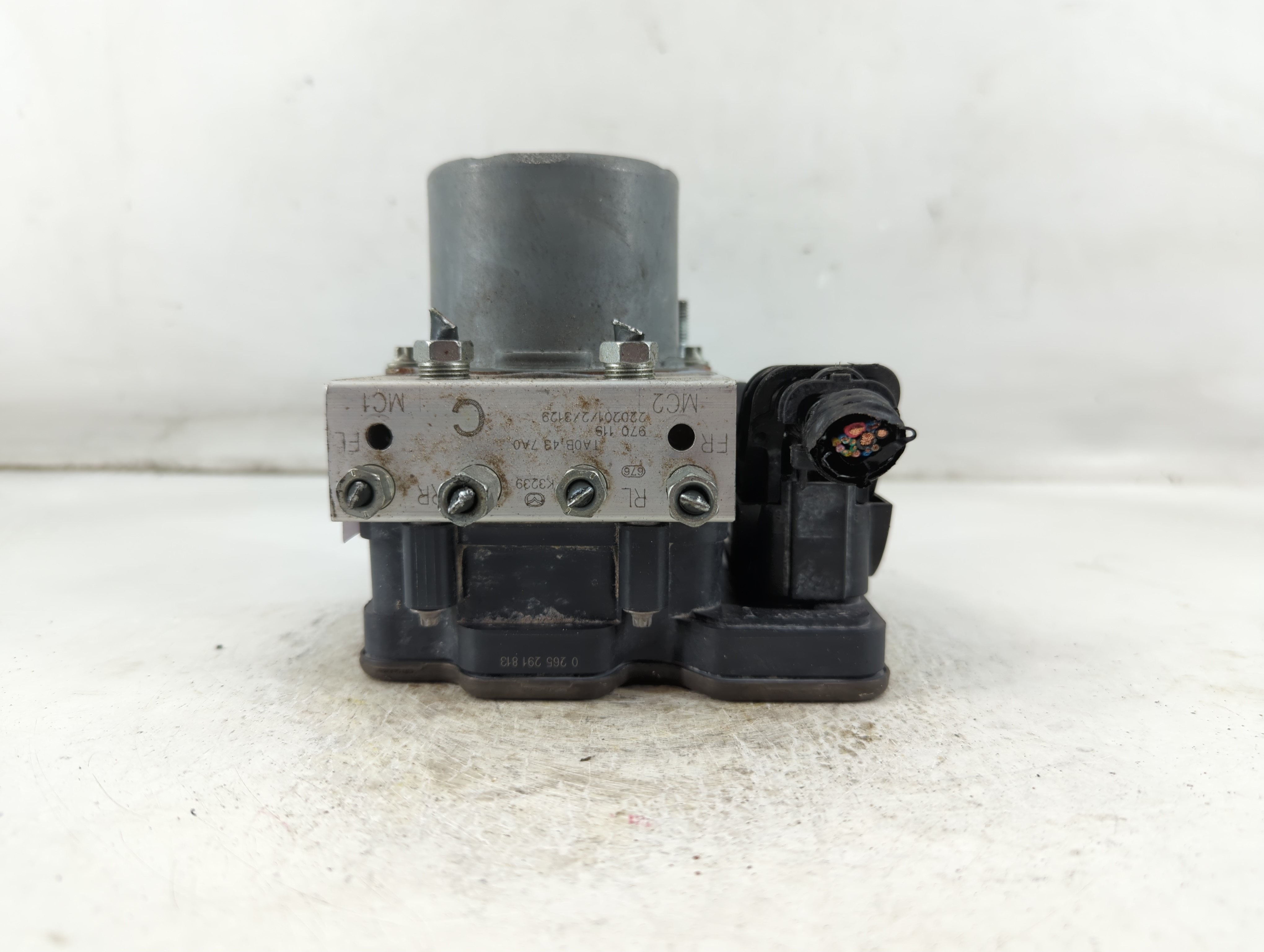 Picture of 2020-2022 Mazda Cx-9 Abs Pump Control Module 920281