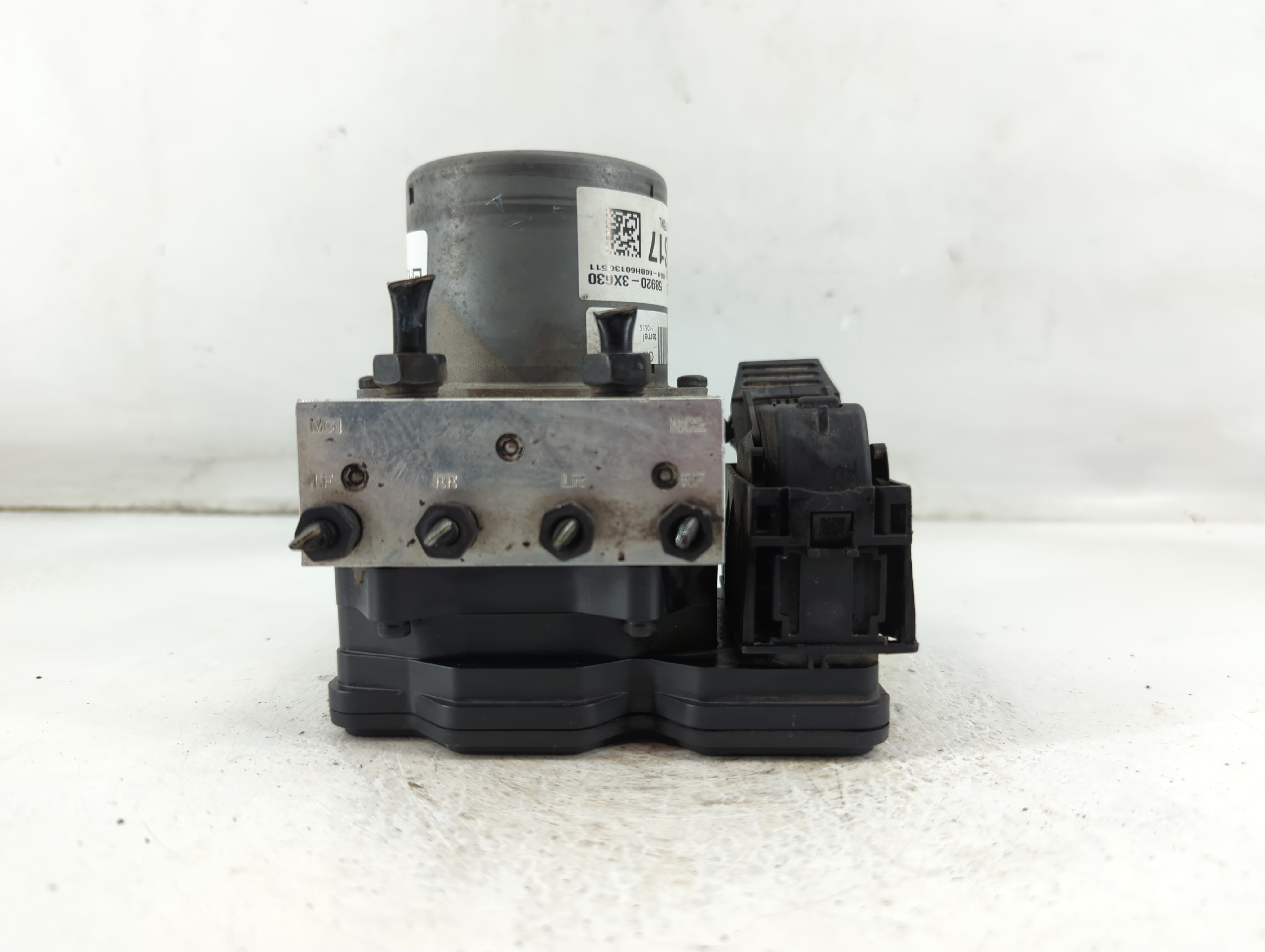 2014-2016 Hyundai Elantra Abs Pump Control Module 920324 - Oemusedautoparts1.com