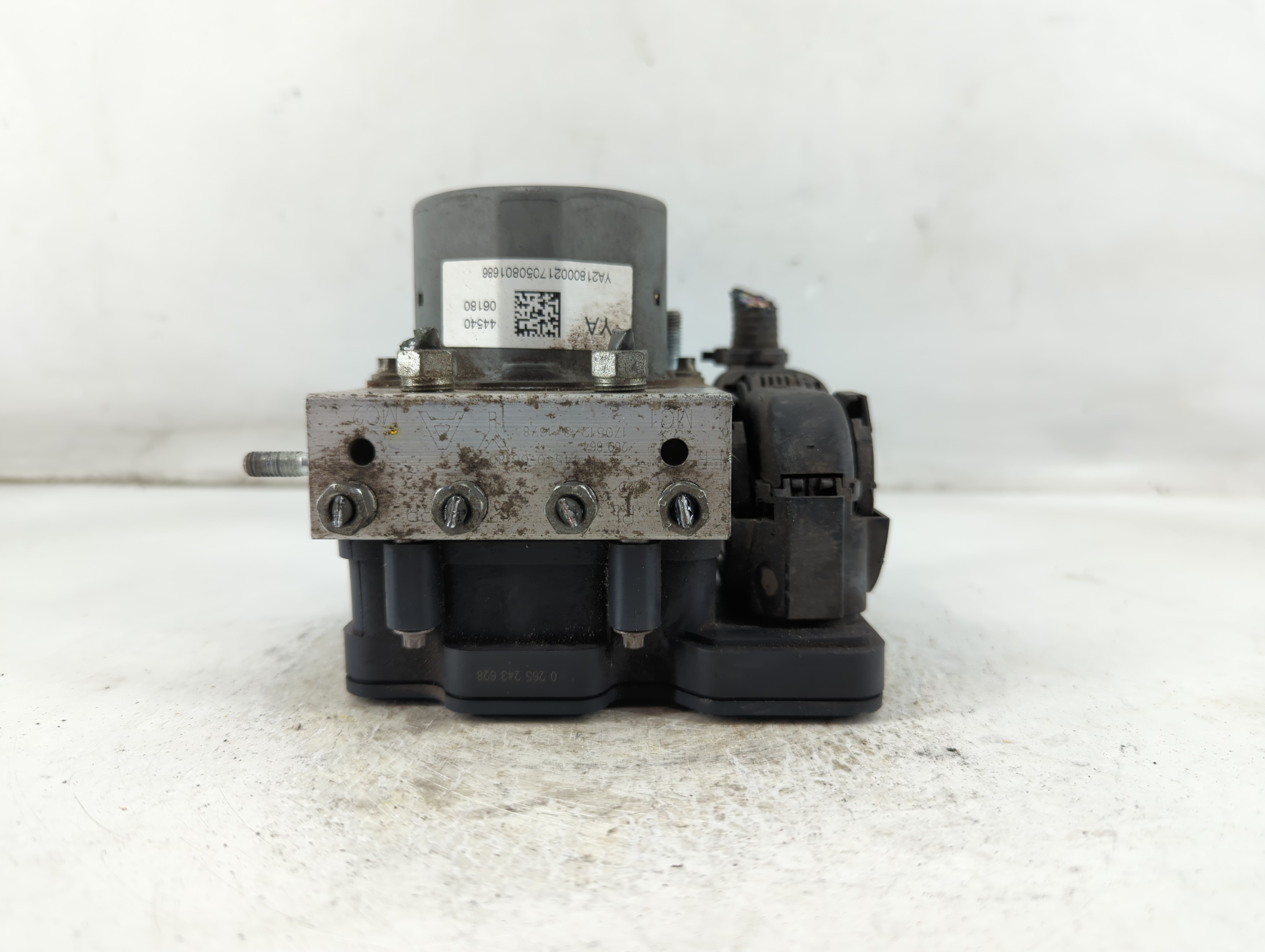 2015-2017 Toyota Camry Abs Pump Control Module 920510 - Oemusedautoparts1.com