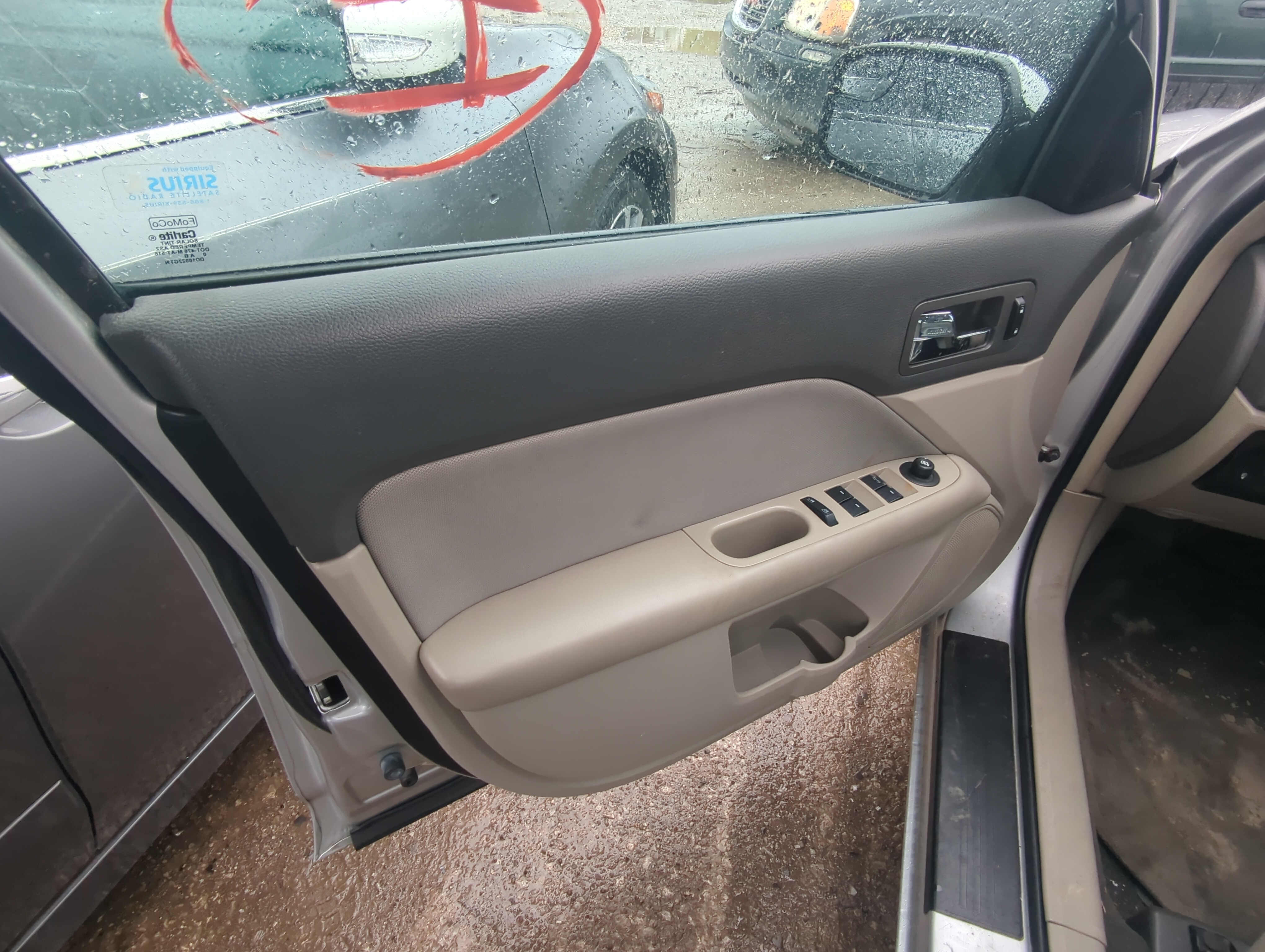 Picture of 2011 Ford Fusion Front Left Driver Interior Door Panel Trim 920531