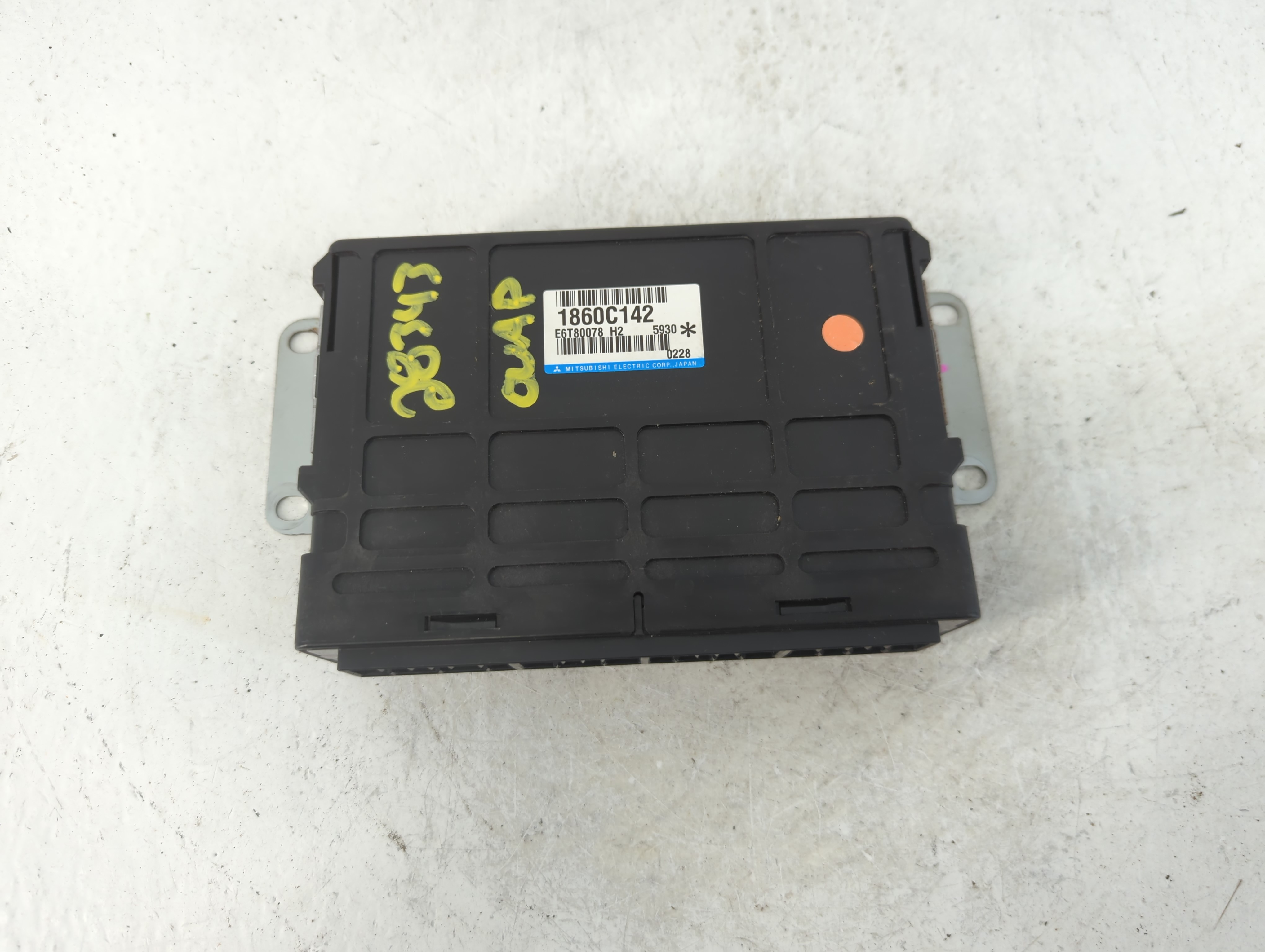 Picture of 2014-2014 Mitsubishi Mirage Engine Control Computer Ecu Pcm Ecm Pcu Oem 920698