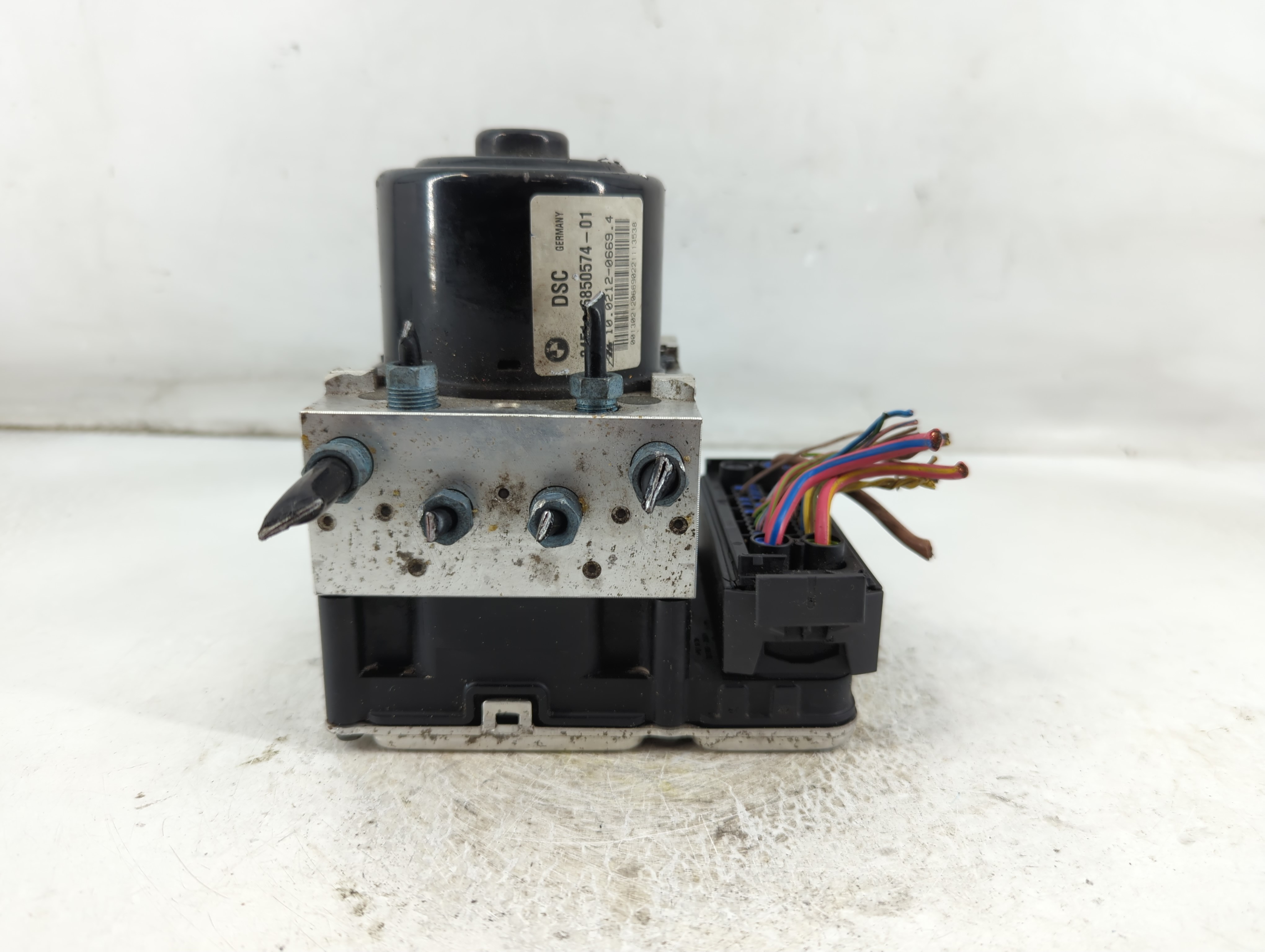 Picture of 2011-2017 Bmw X3 Abs Pump Control Module 920750