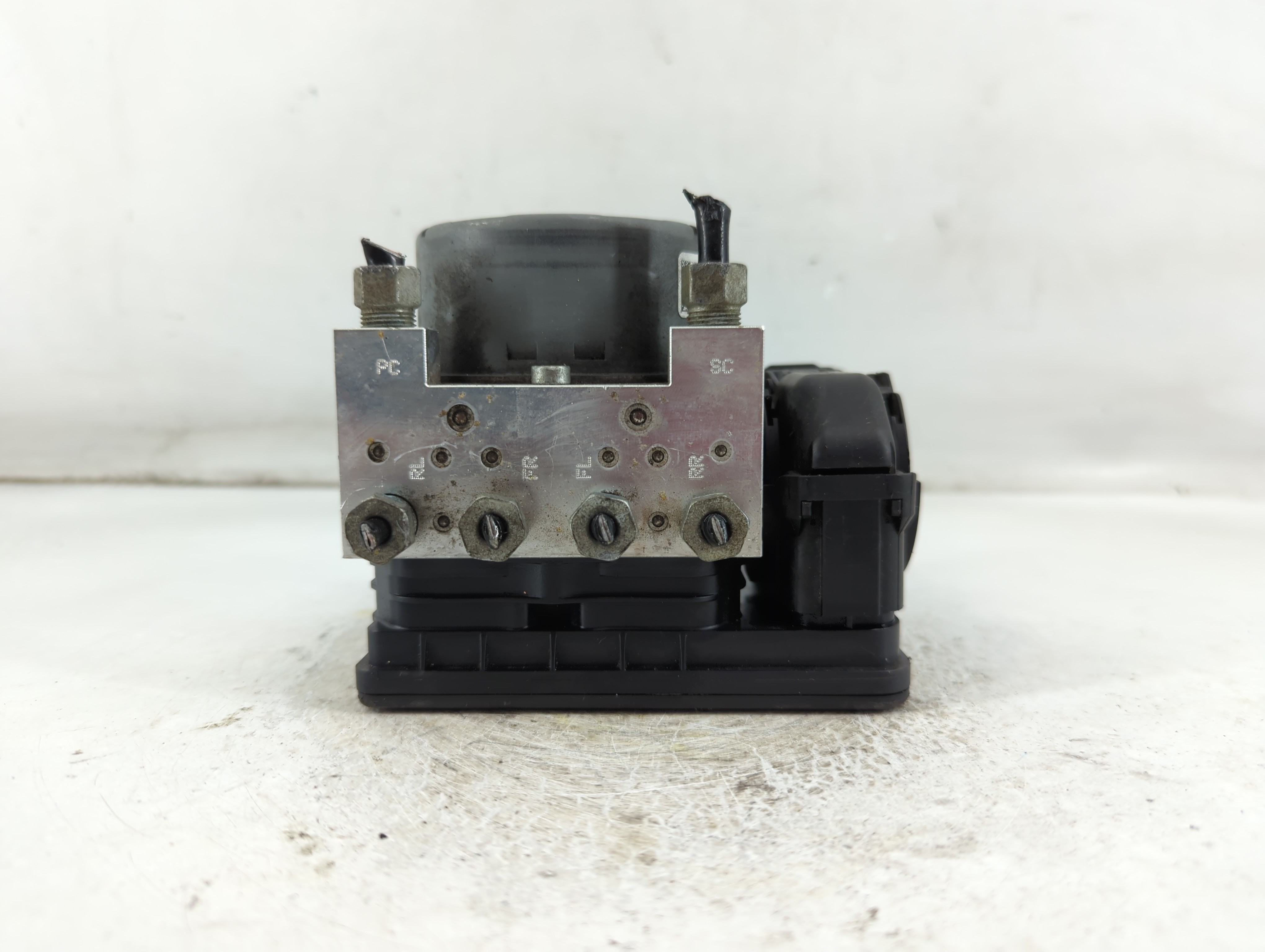 Cadillac Xt5 Abs Pump Control Module 920753 - Oemusedautoparts1.com