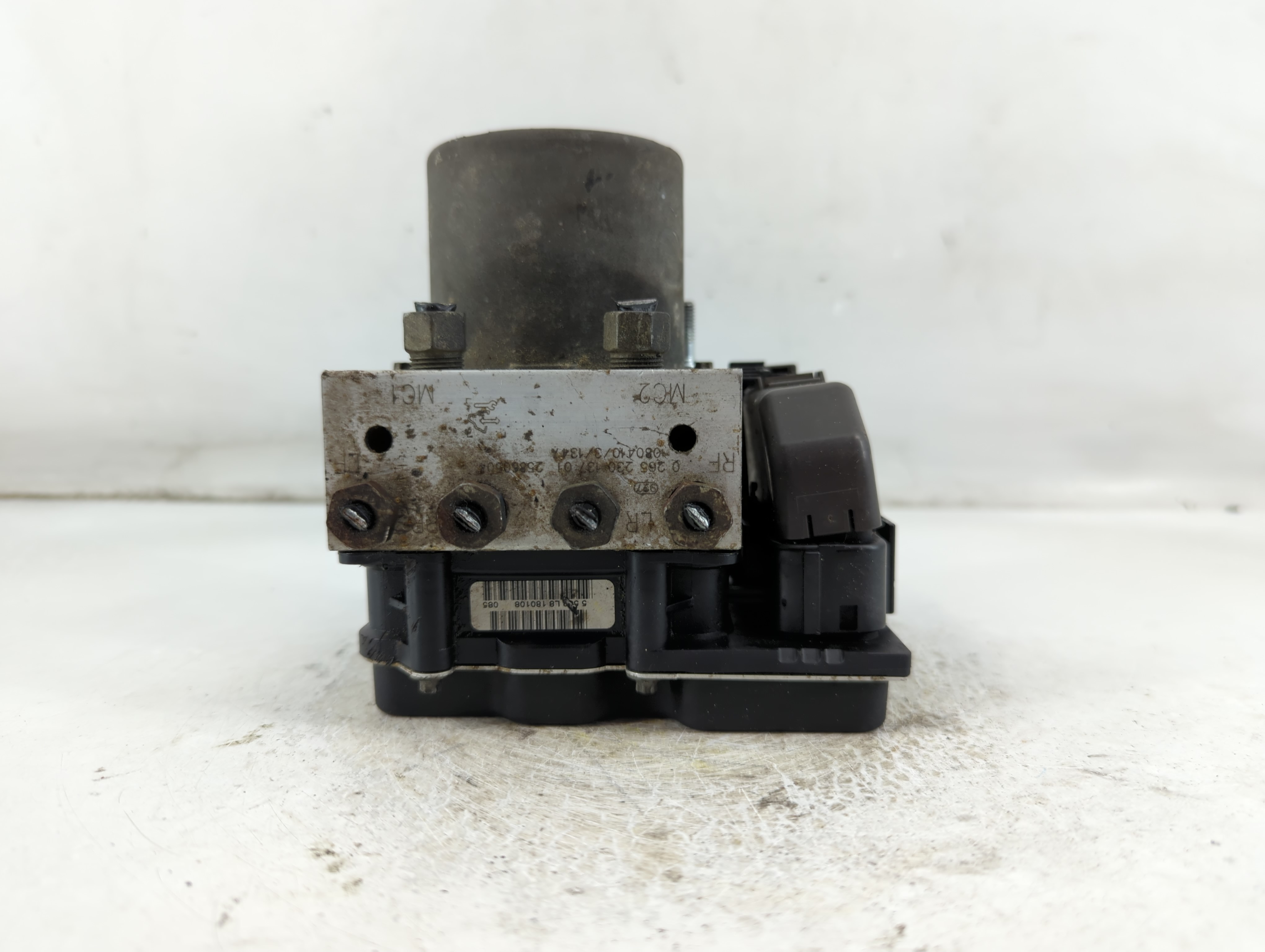 Saturn Outlook Abs Pump Control Module 920766 - Oemusedautoparts1.com