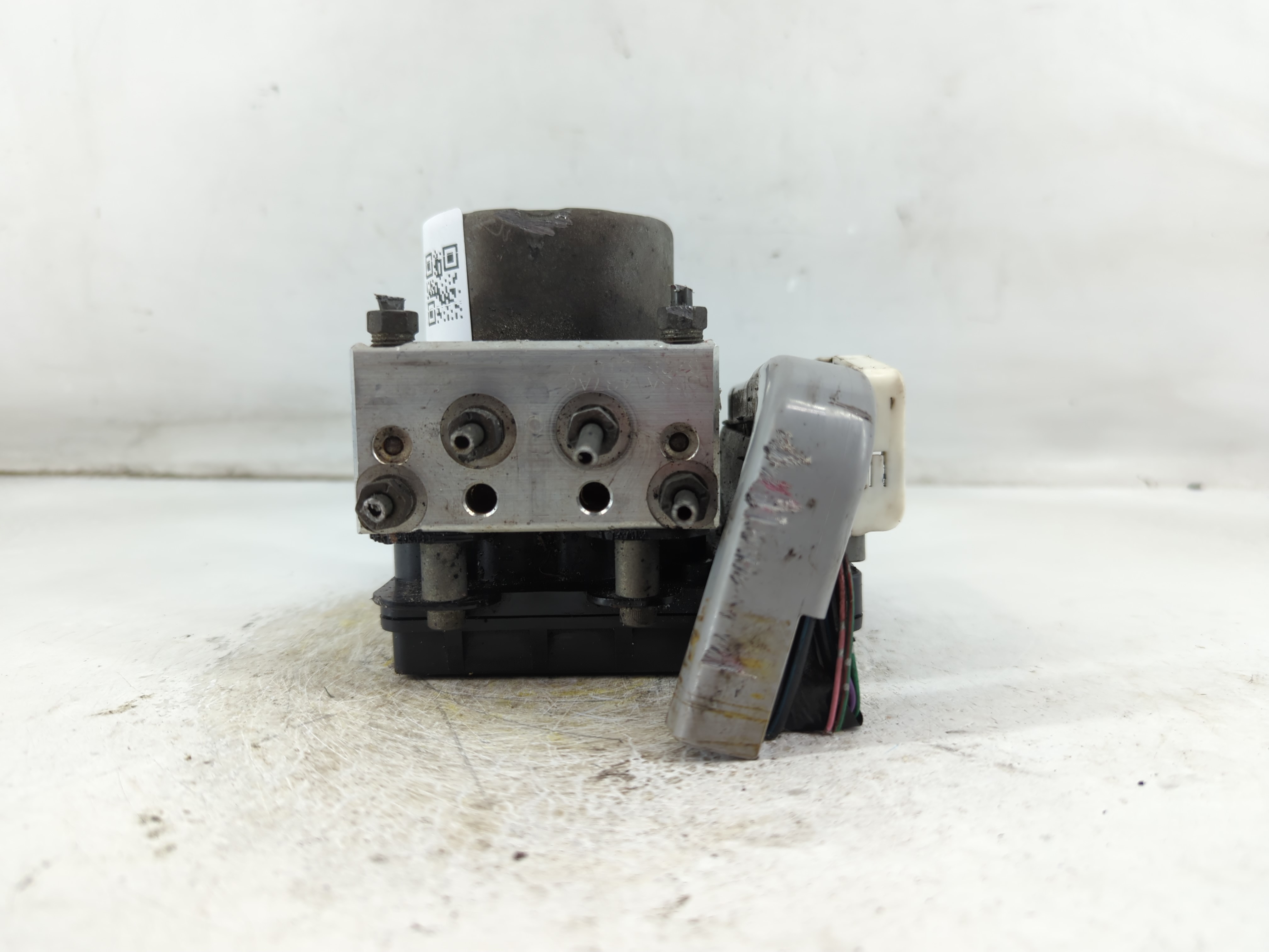 Picture of 2006-2008 Mazda 6 Abs Pump Control Module 920790