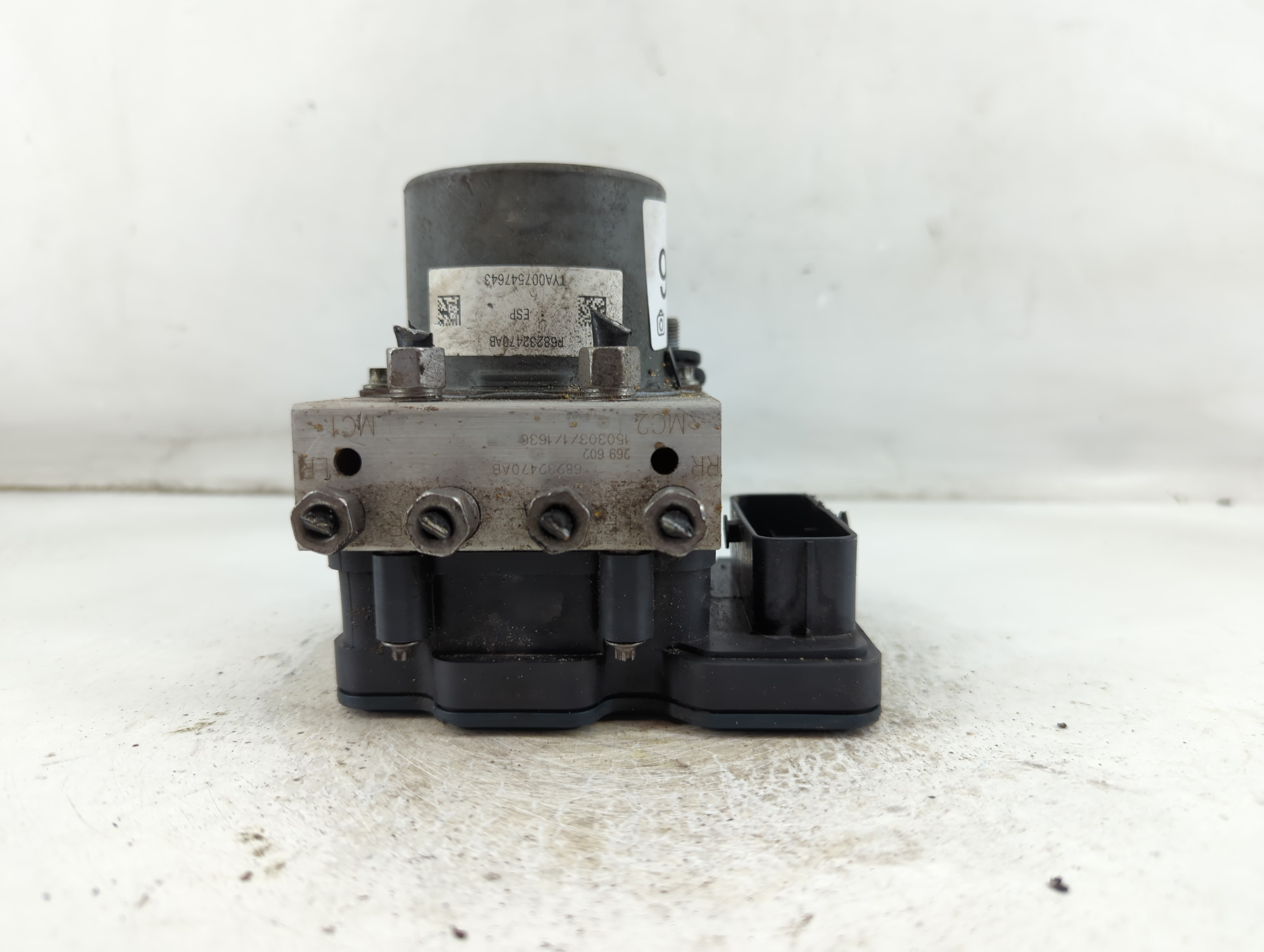 2015-2015 Chrysler 200 Abs Pump Control Module 921015 - Oemusedautoparts1.com