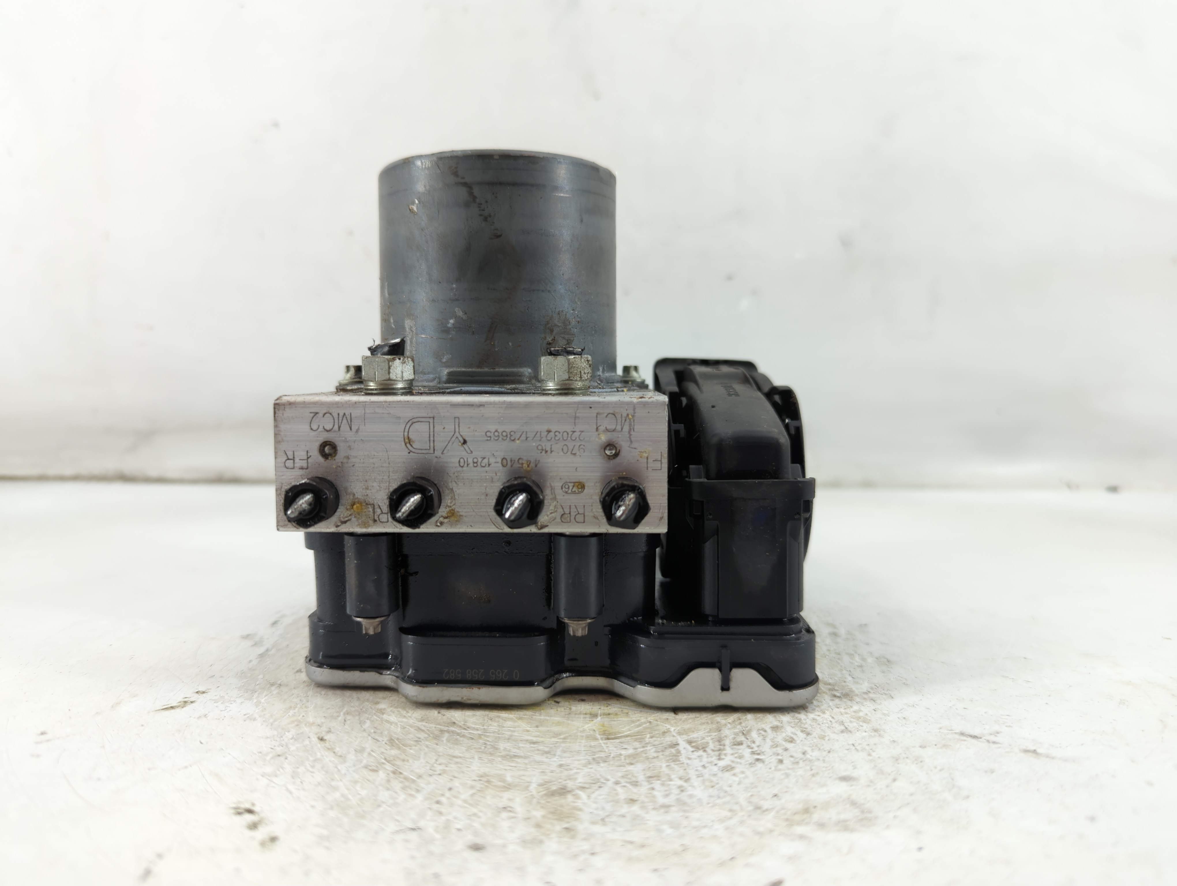 2020-2022 Toyota Corolla Abs Pump Control Module 921022 - Oemusedautoparts1.com