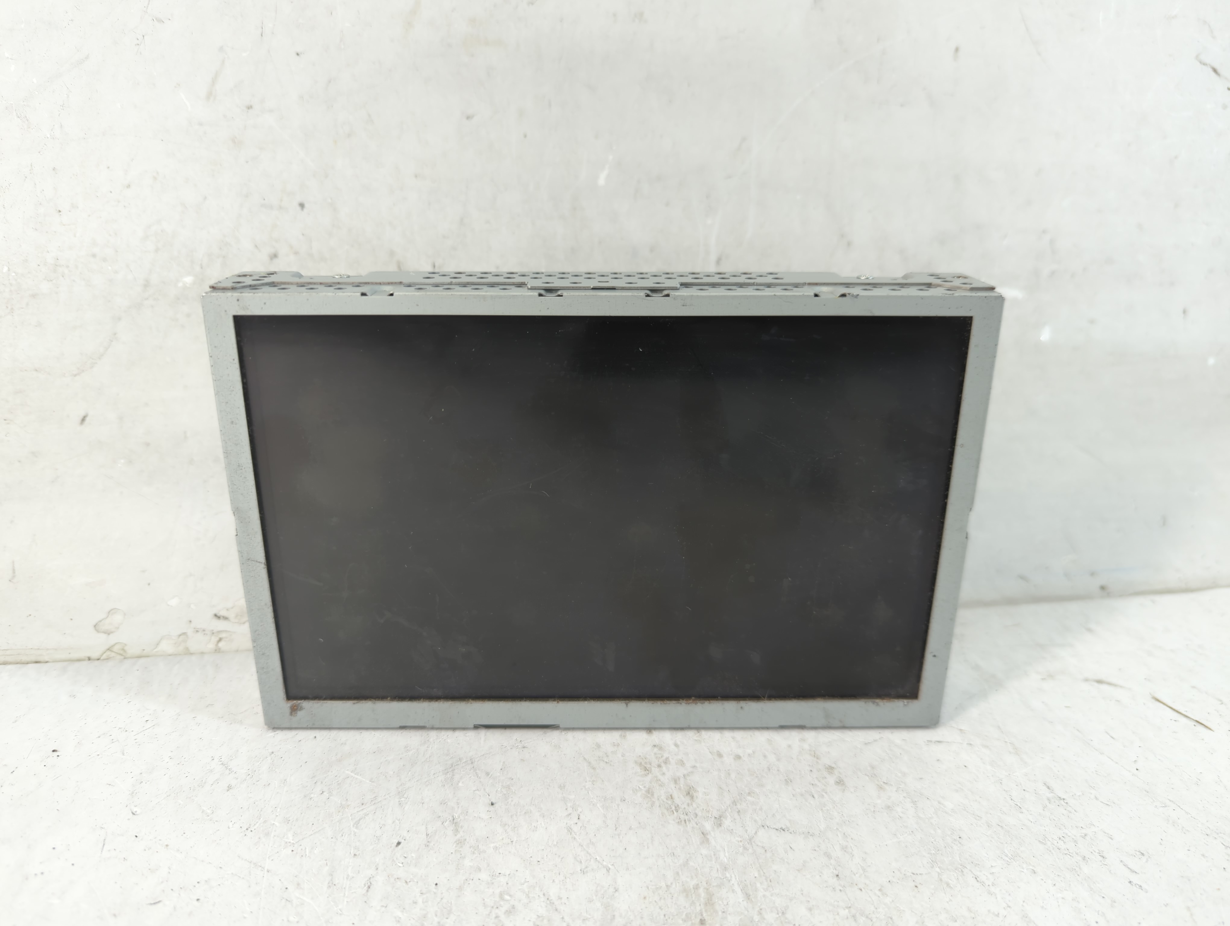 2014 Ford Mustang Information Display Screen 921028 - Oemusedautoparts1.com