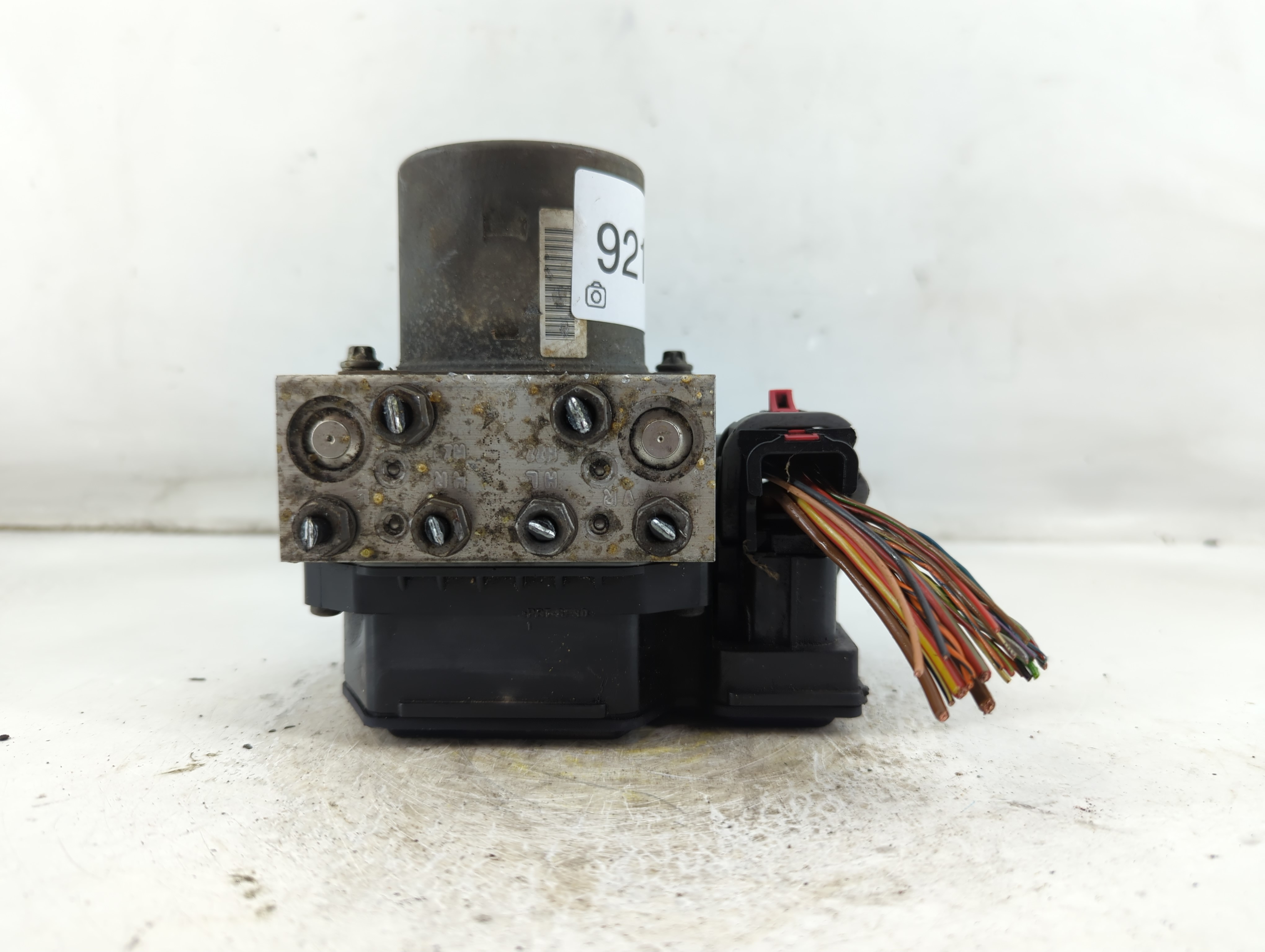 Picture of 2010-2011 Volkswagen Tiguan Abs Pump Control Module 921040