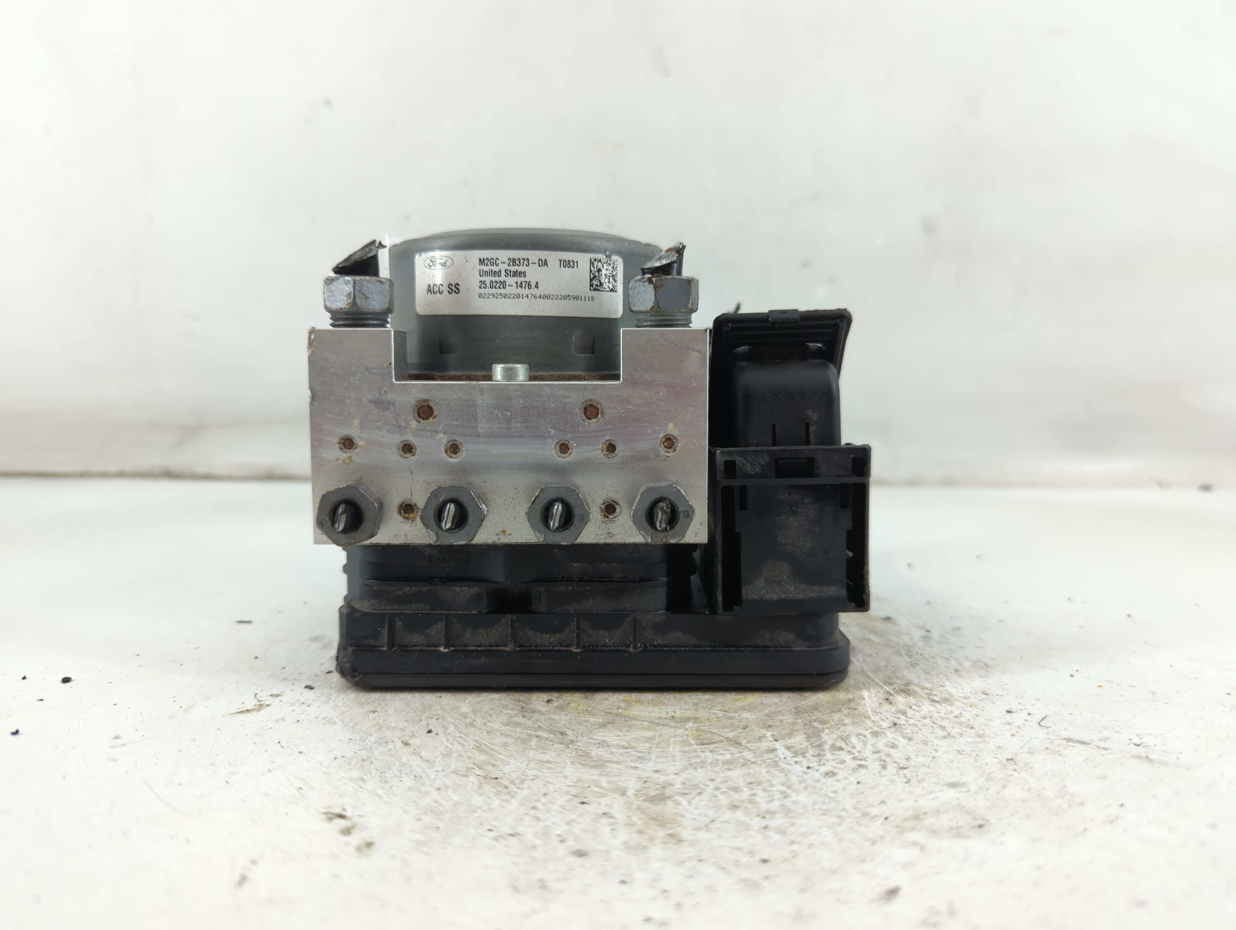 2019-2020 Ford Edge Abs Pump Control Module 921043 - Oemusedautoparts1.com