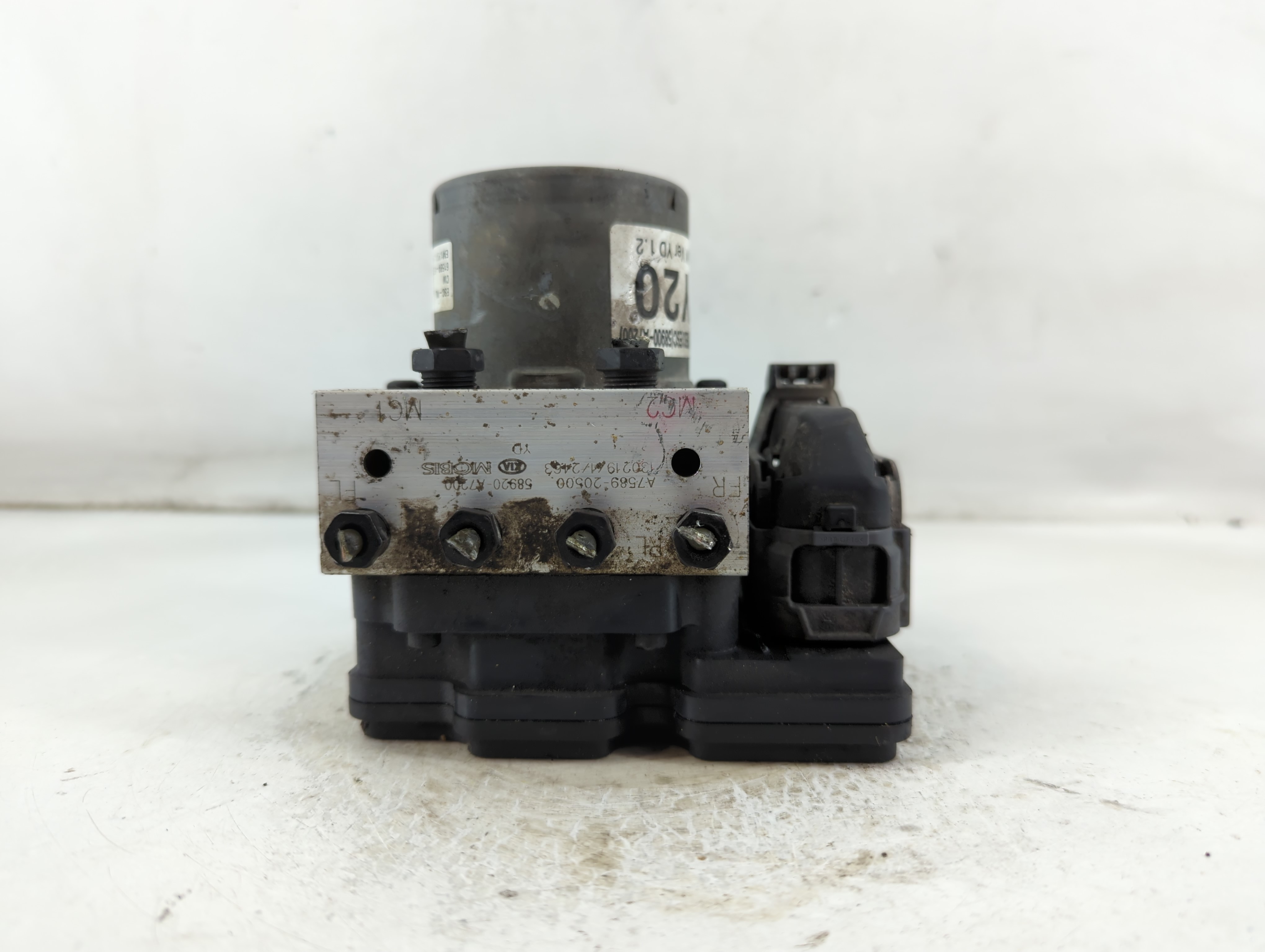 2014-2016 Kia Forte Abs Pump Control Module 921047 - Oemusedautoparts1.com