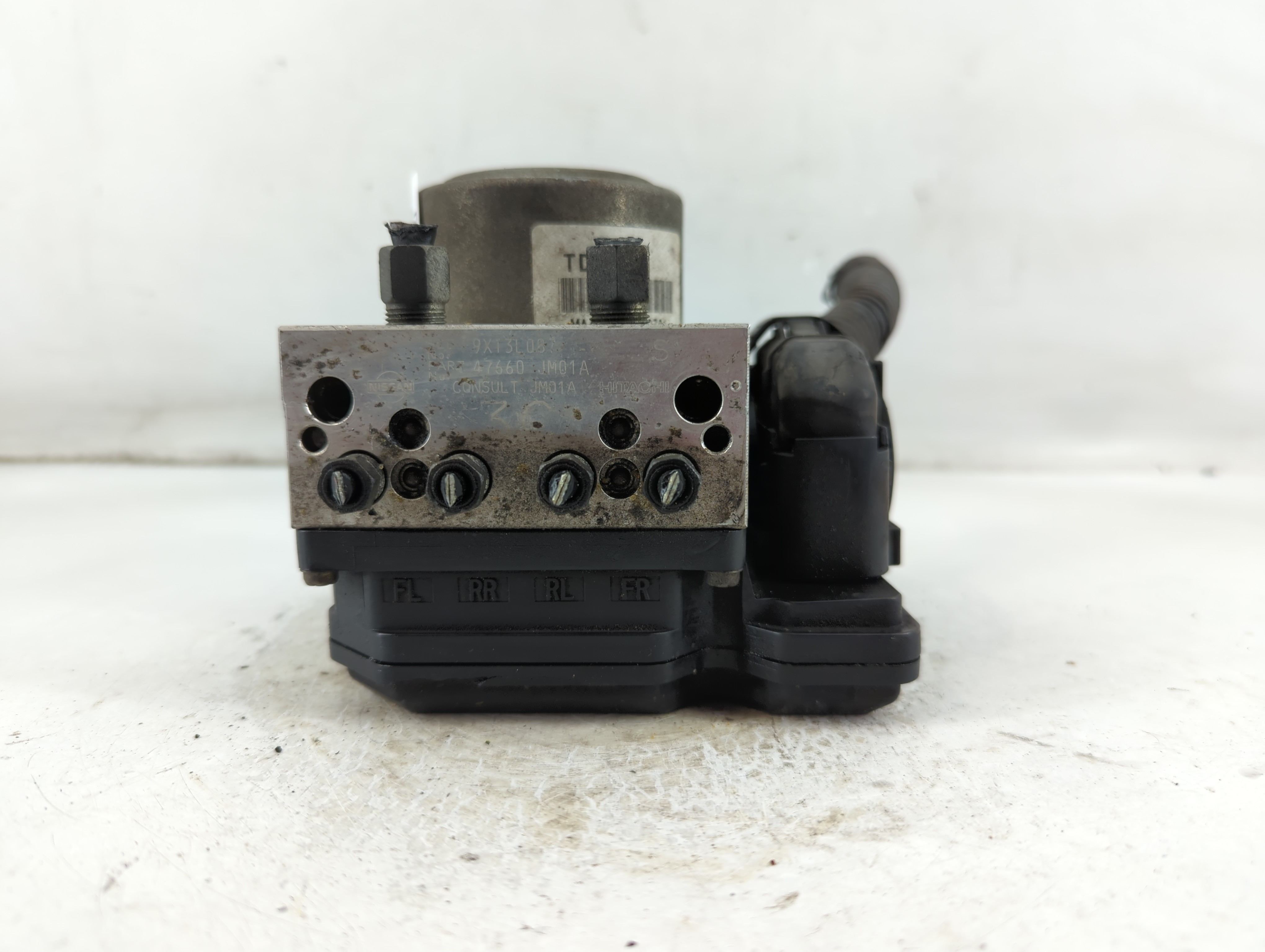 2012-2014 Nissan Juke Abs Pump Control Module 921227 - Oemusedautoparts1.com