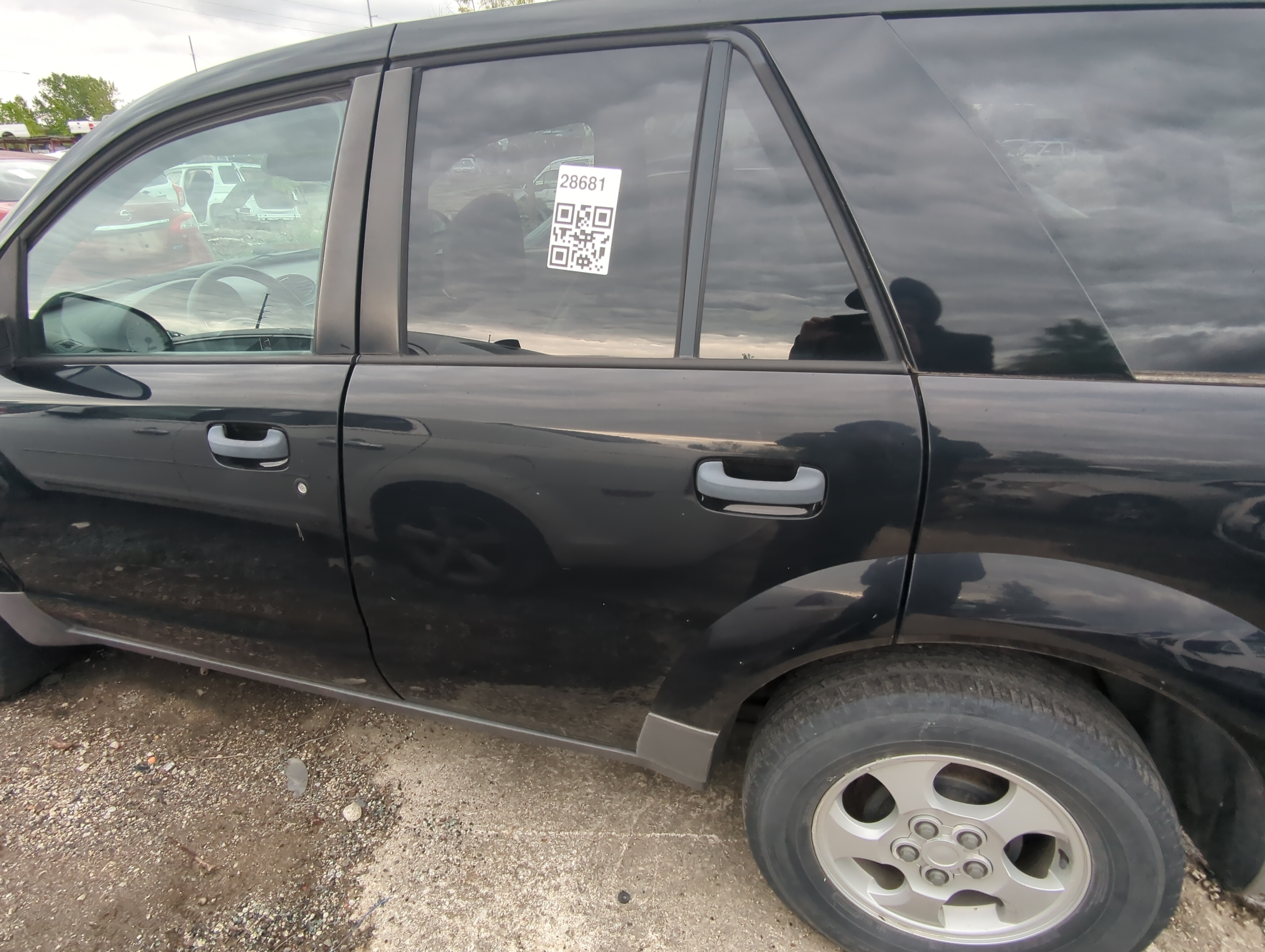 Picture of 2002-2004 Saturn Vue Driver Rear Door Oem 921408
