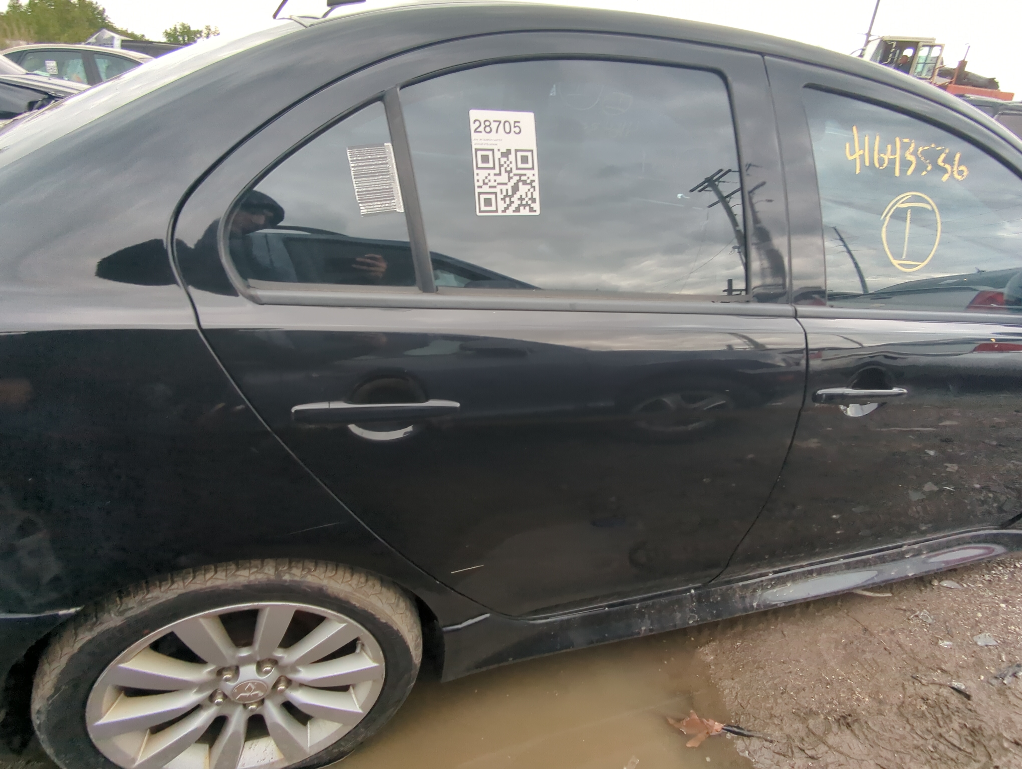 Picture of 2011-2011 Mitsubishi Lancer Passenger Rear Door Oem 921844