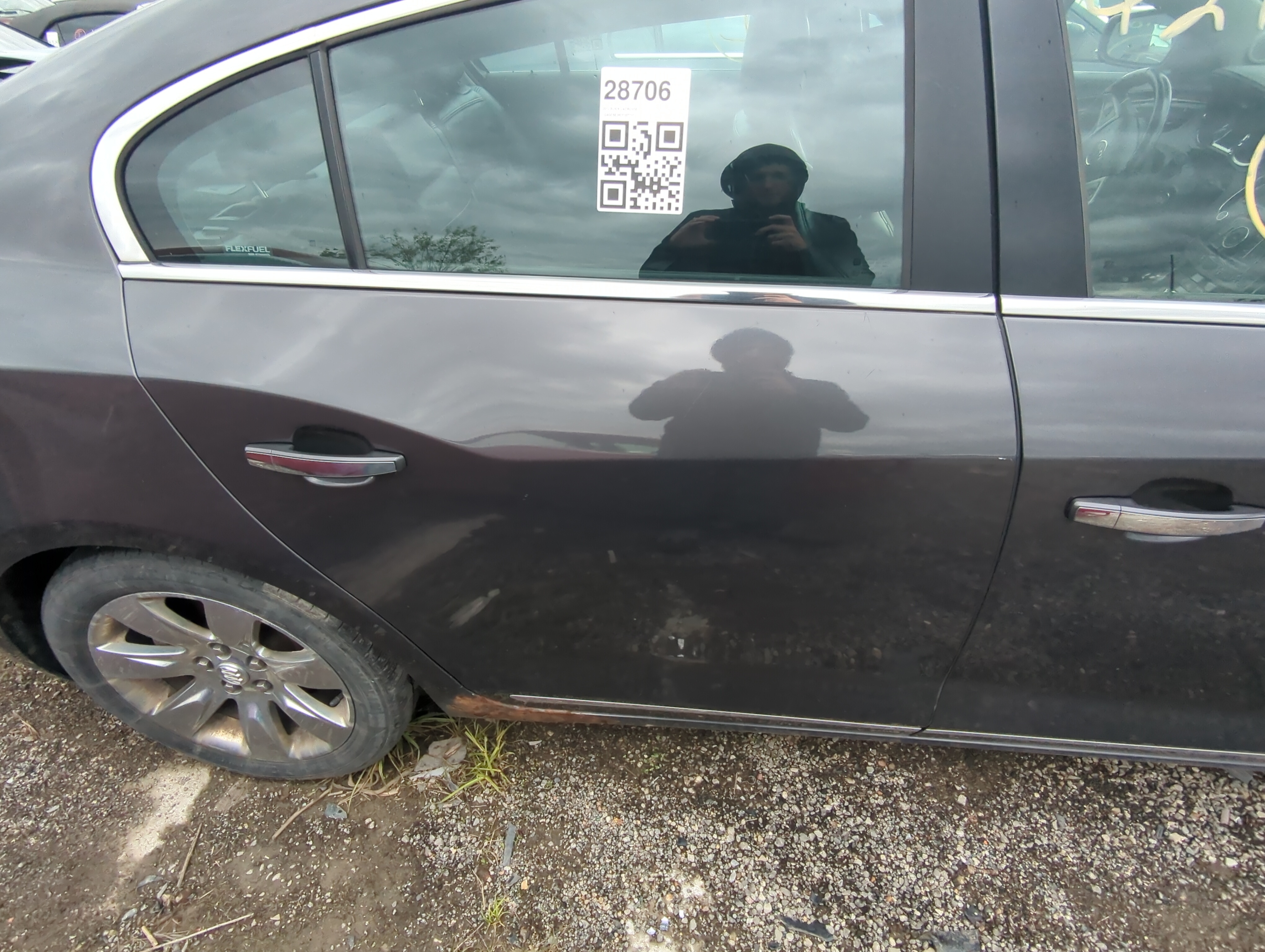 Picture of 2010-2016 Buick Lacrosse Passenger Rear Door Oem 922022