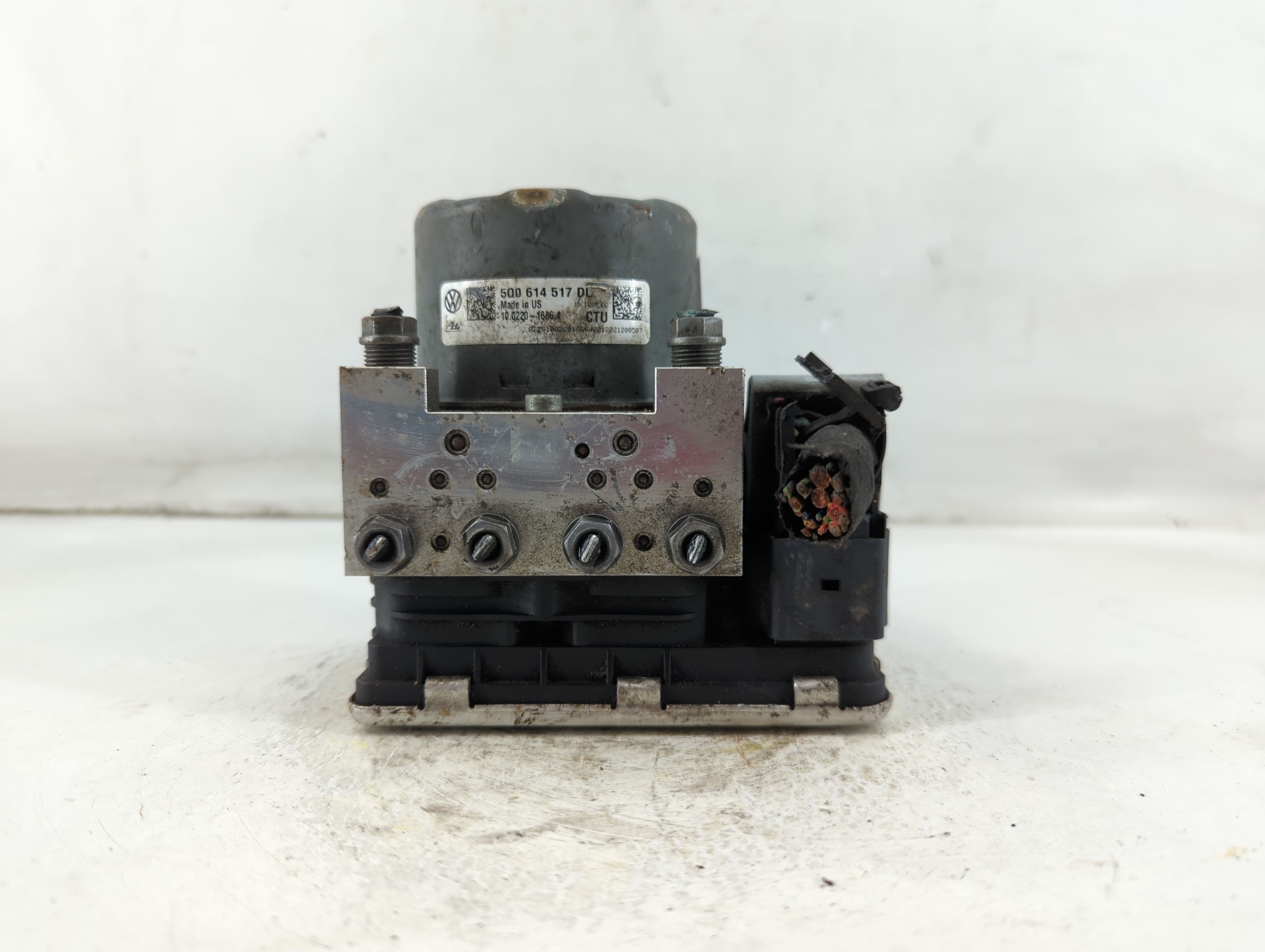 Picture of 2020-2020 Volkswagen Tiguan Abs Pump Control Module 922126