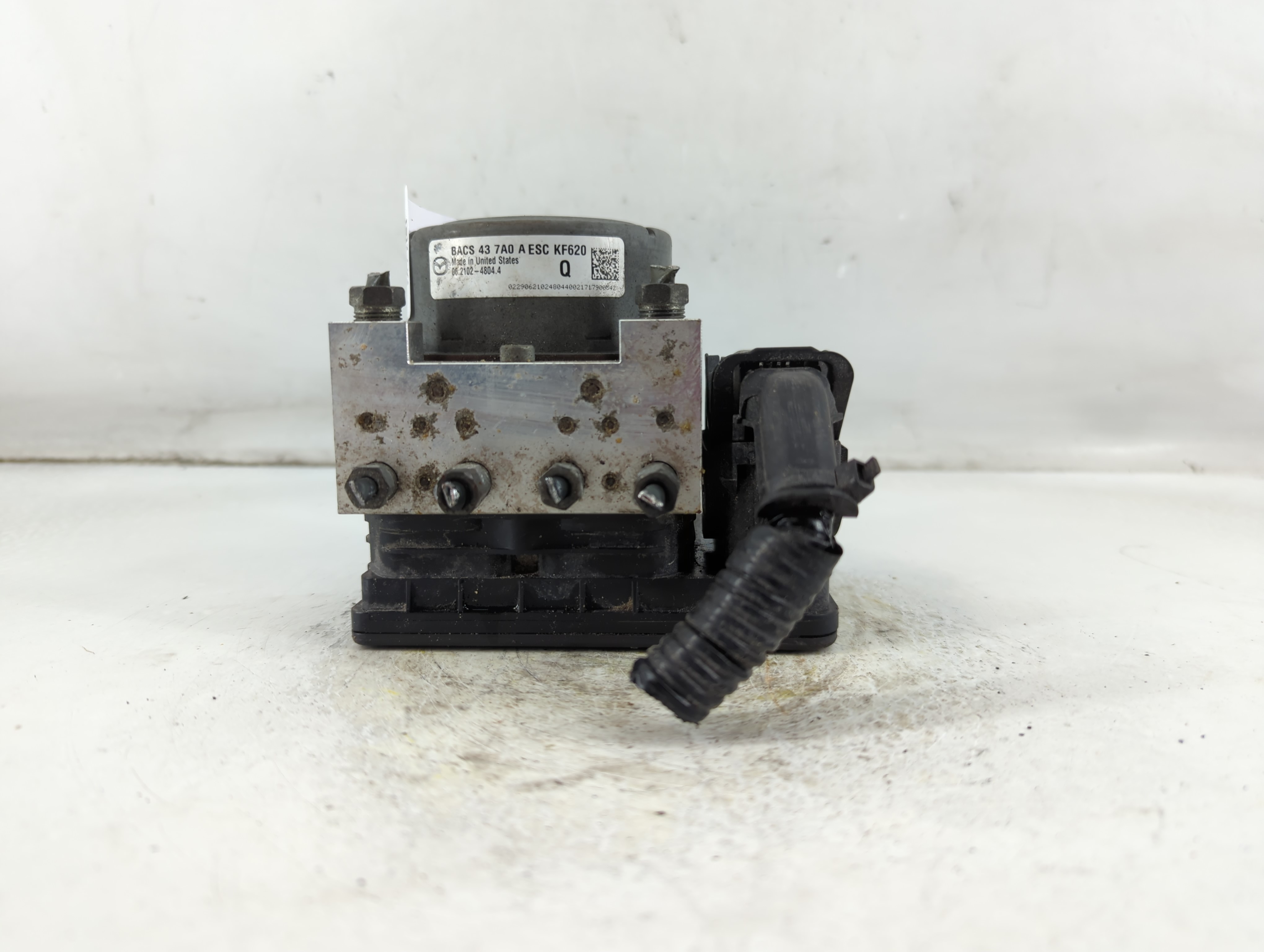 2017-2018 Mazda 3 Abs Pump Control Module 922128 - Oemusedautoparts1.com