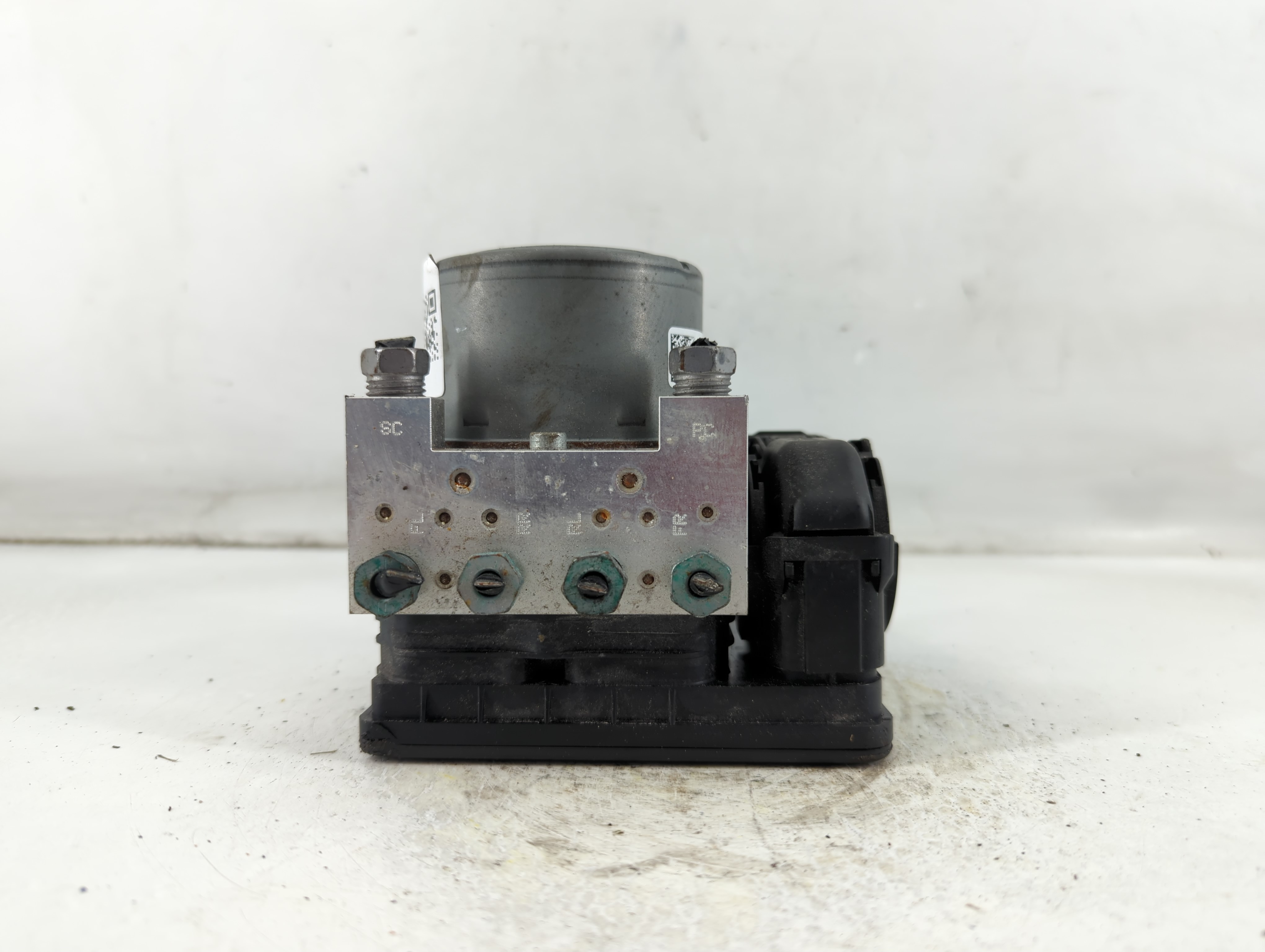 Cadillac Ats Abs Pump Control Module 922198 - Oemusedautoparts1.com