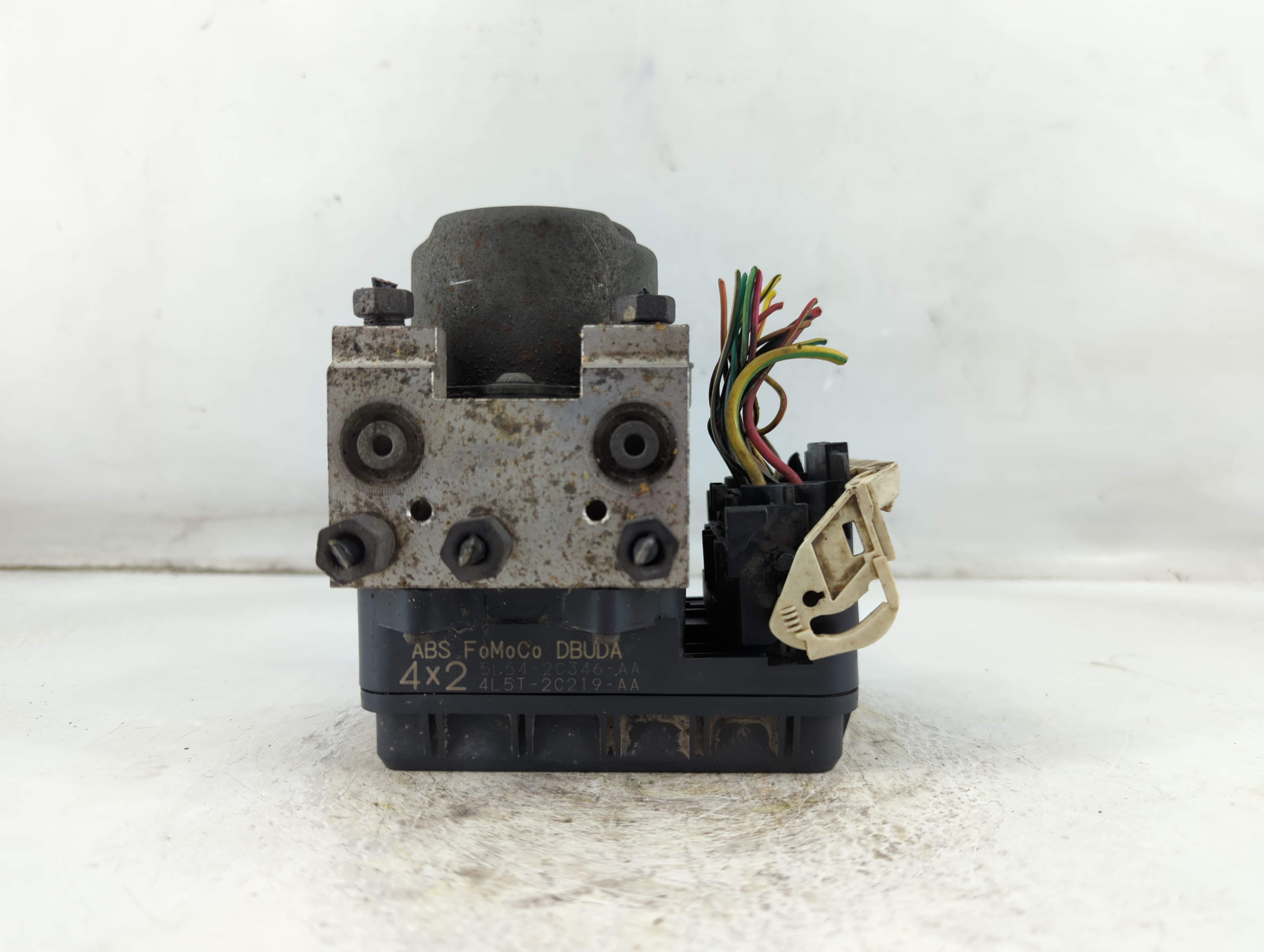 2004-2009 Ford Ranger Abs Pump Control Module 922430 - Oemusedautoparts1.com