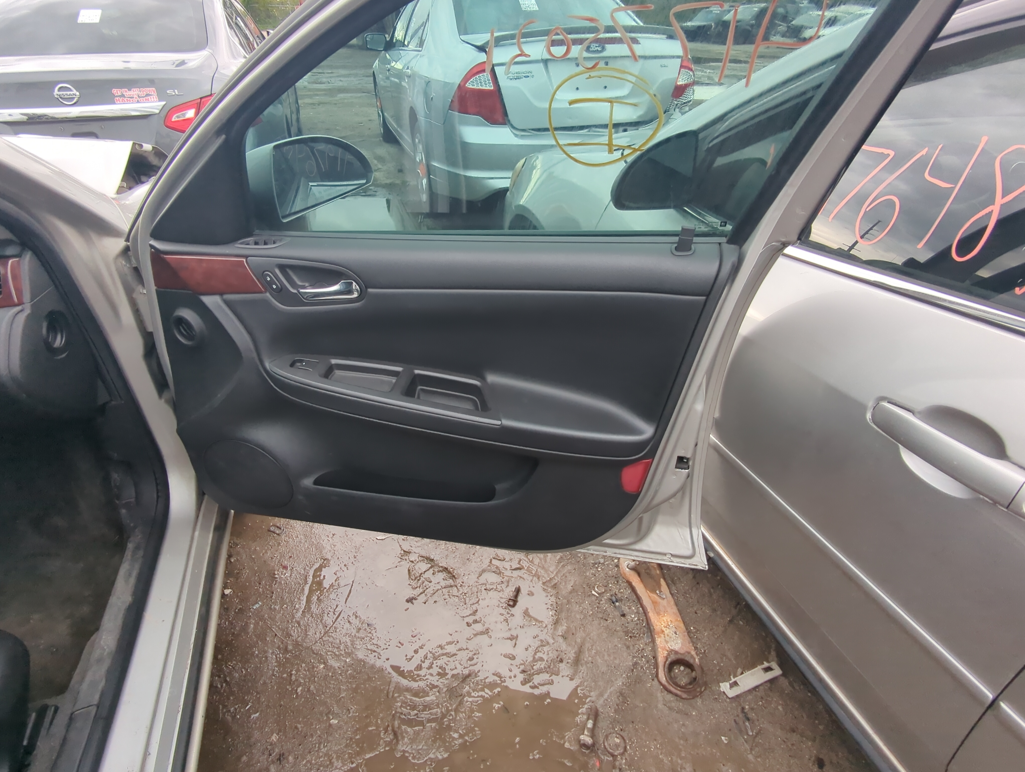 Picture of 2008 Chevrolet Impala Front Right Passenger Interior Door Panel Trim 922443