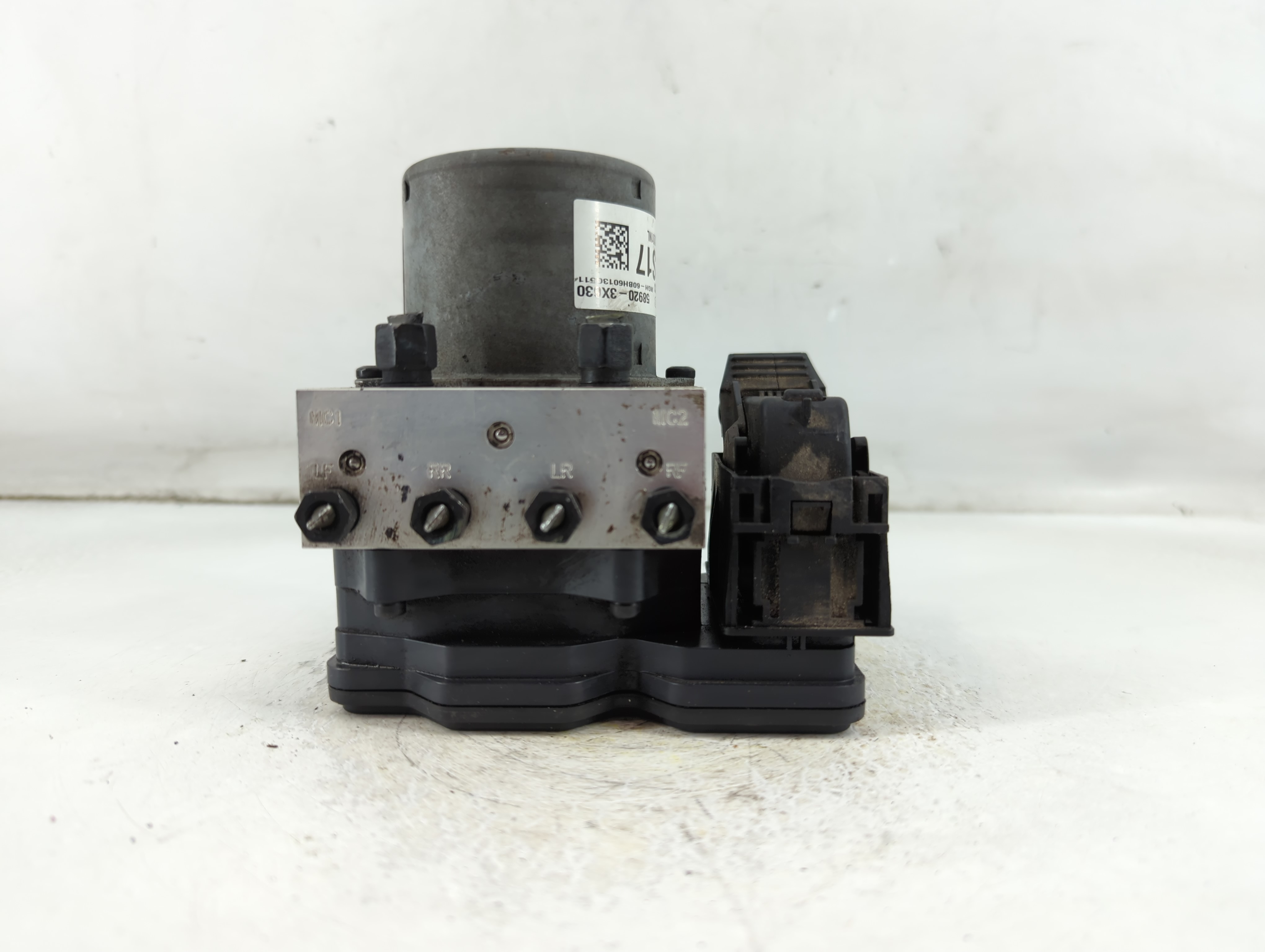 Picture of 2014-2016 Hyundai Elantra Abs Pump Control Module 922593