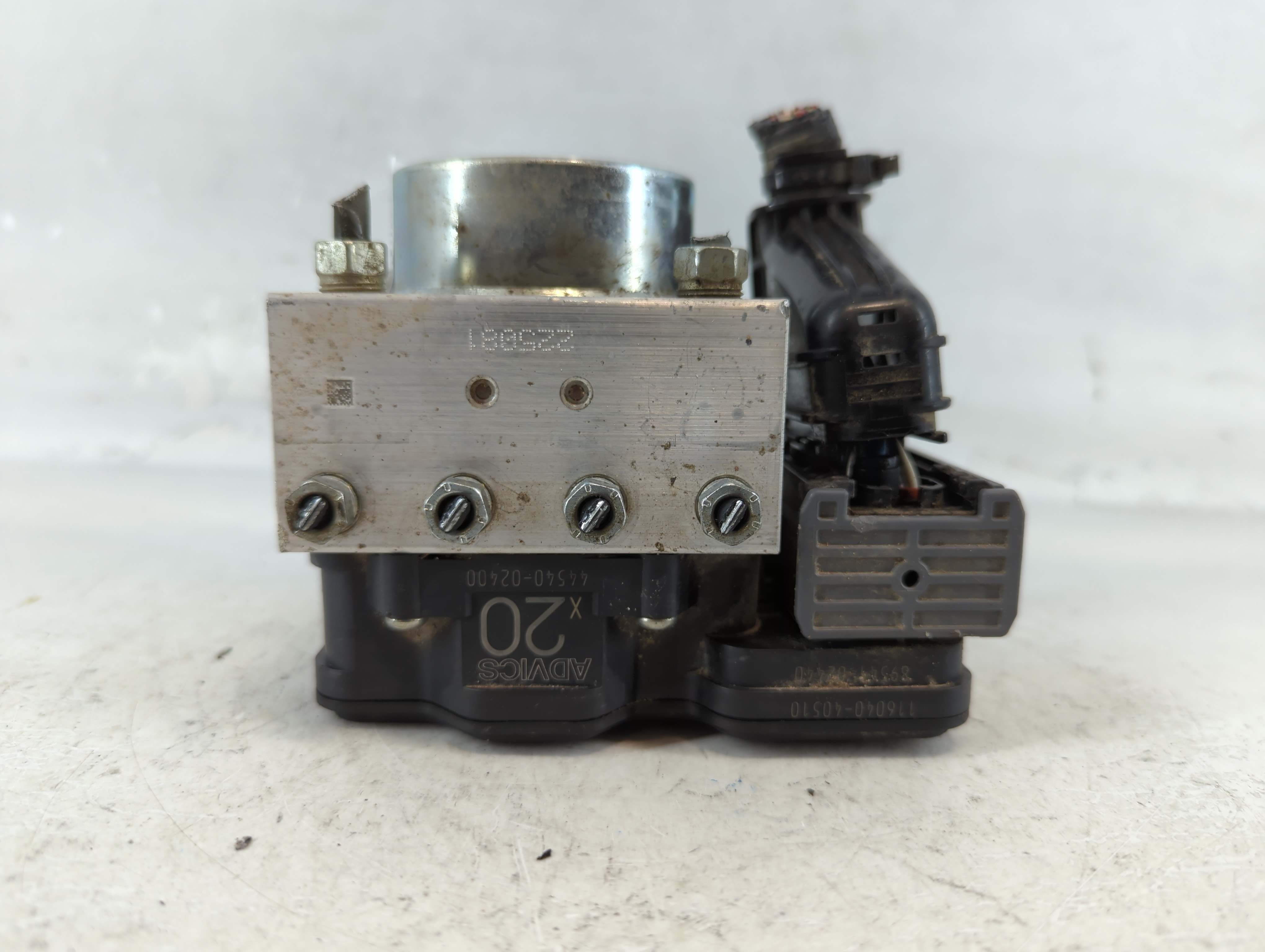 Picture of 2016-2016 Toyota Corolla Abs Pump Control Module 922611