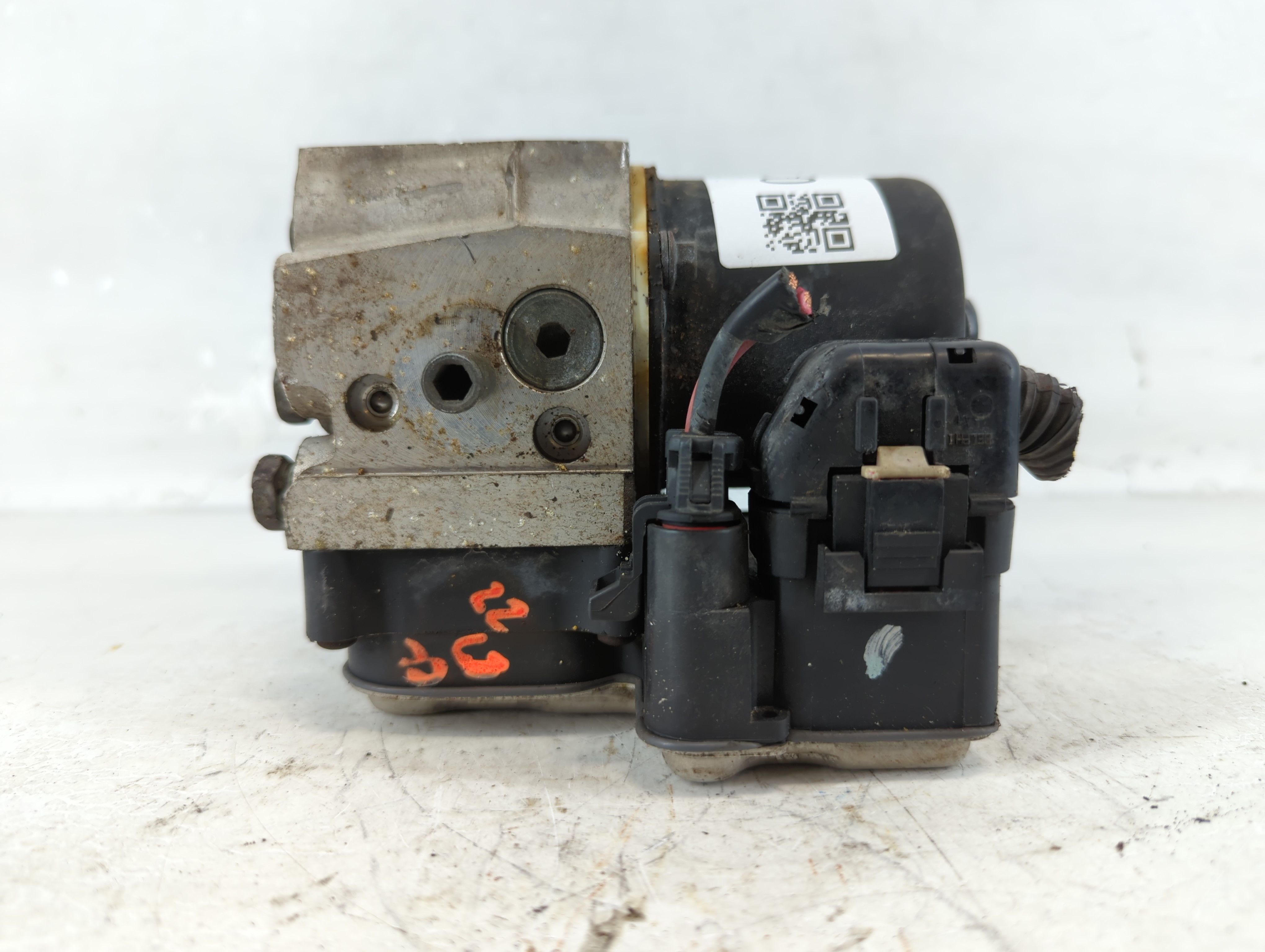 1998-2000 Chevrolet Tahoe Abs Pump Control Module 922620 - Oemusedautoparts1.com
