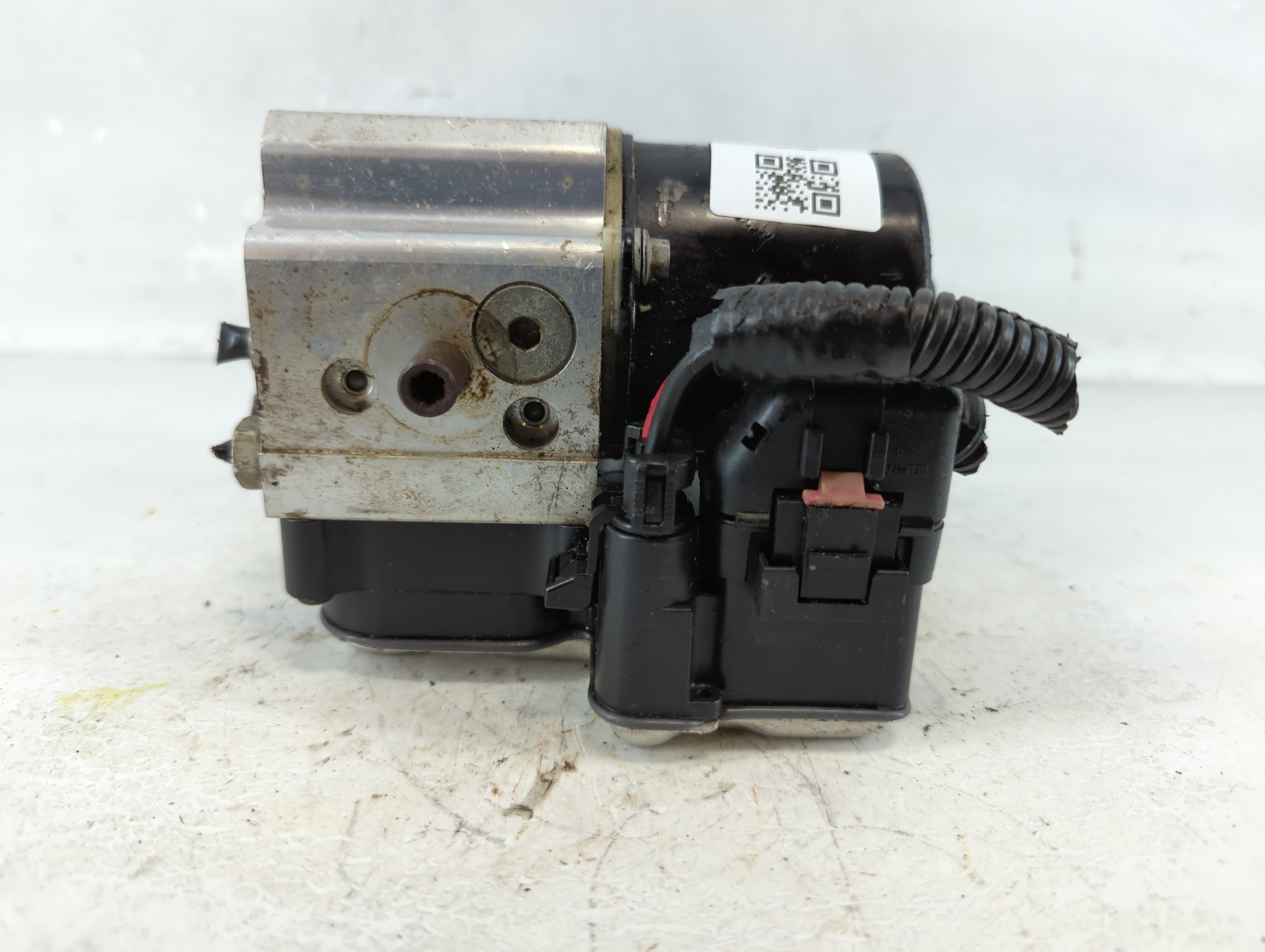 1998-2000 Gmc Yukon Abs Pump Control Module 922623 - Oemusedautoparts1.com