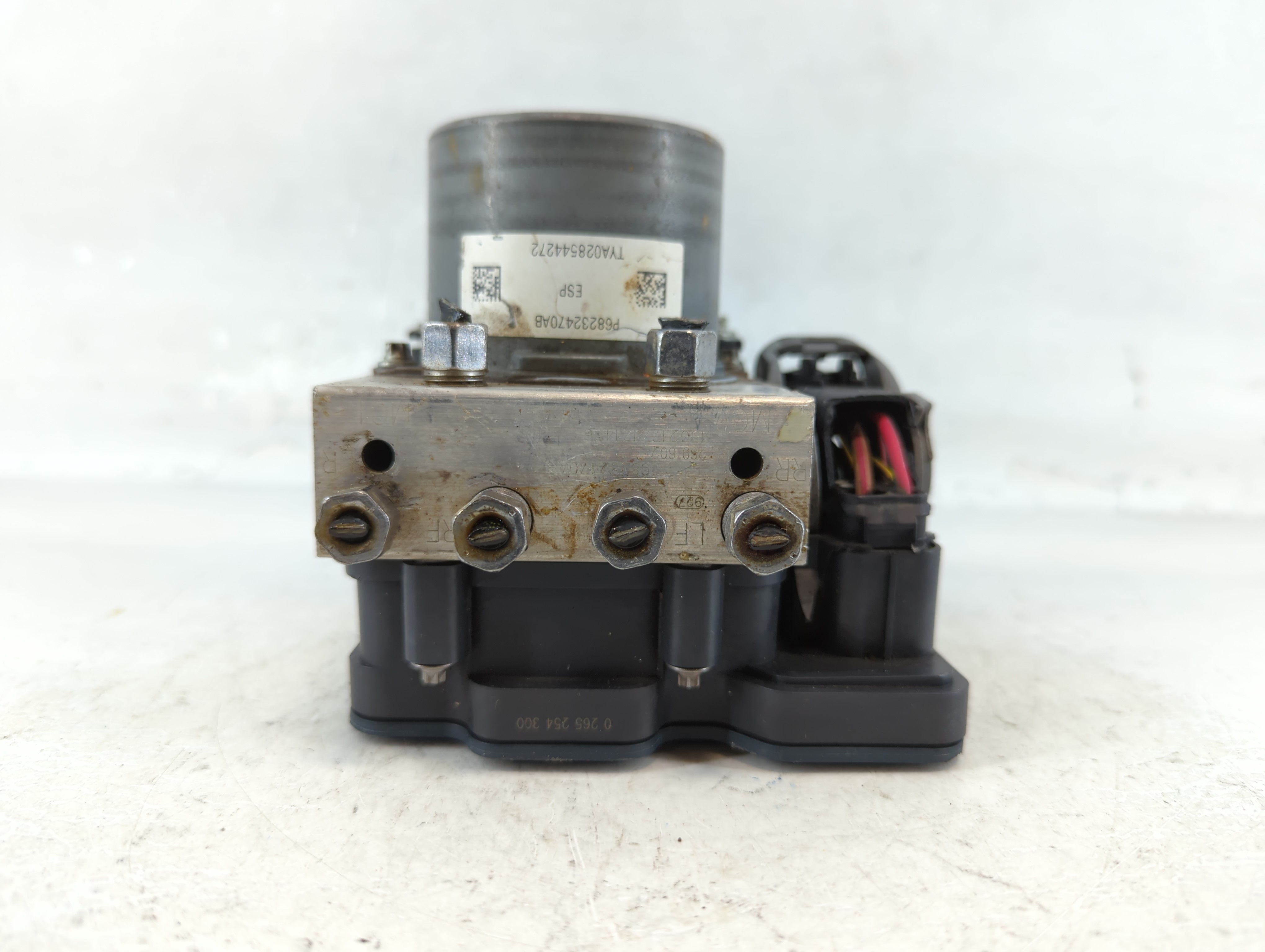 2015-2015 Chrysler 200 Abs Pump Control Module 922626 - Oemusedautoparts1.com